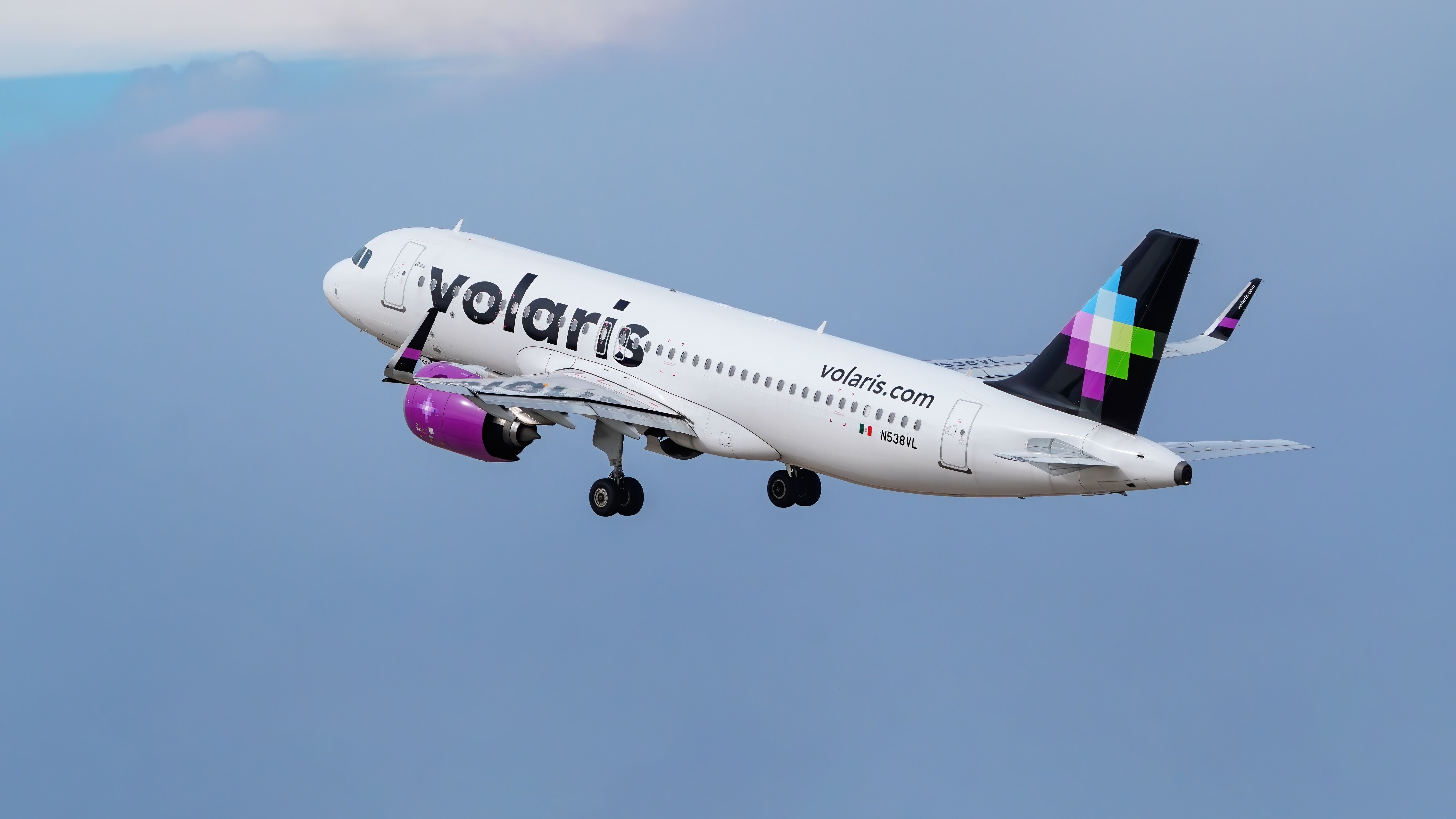 Denver International Airport Celebrates 11 Years Of Volaris' Mexico ...