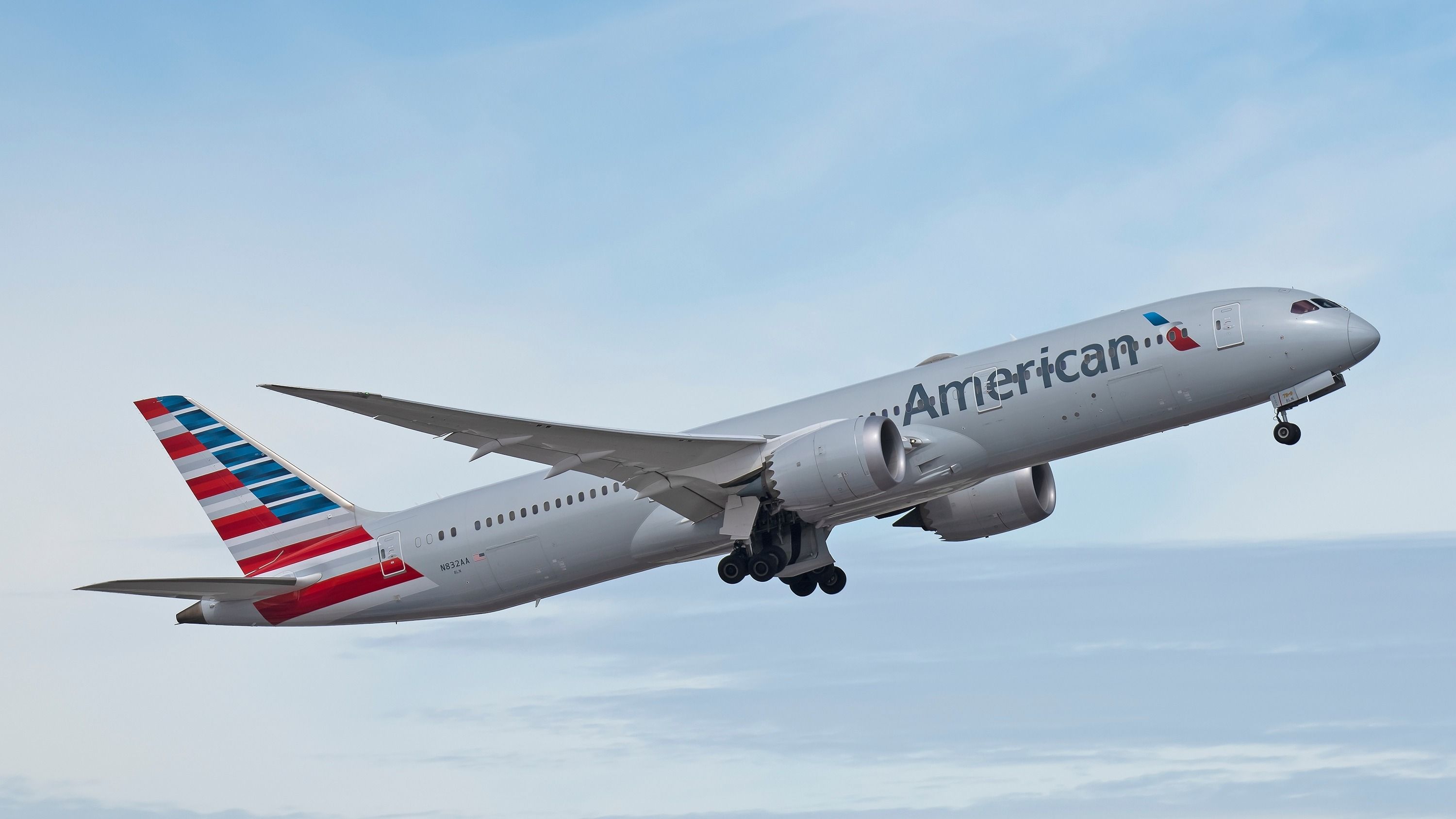 American Airlines Continues Postponement Of Flights Between Seattle And