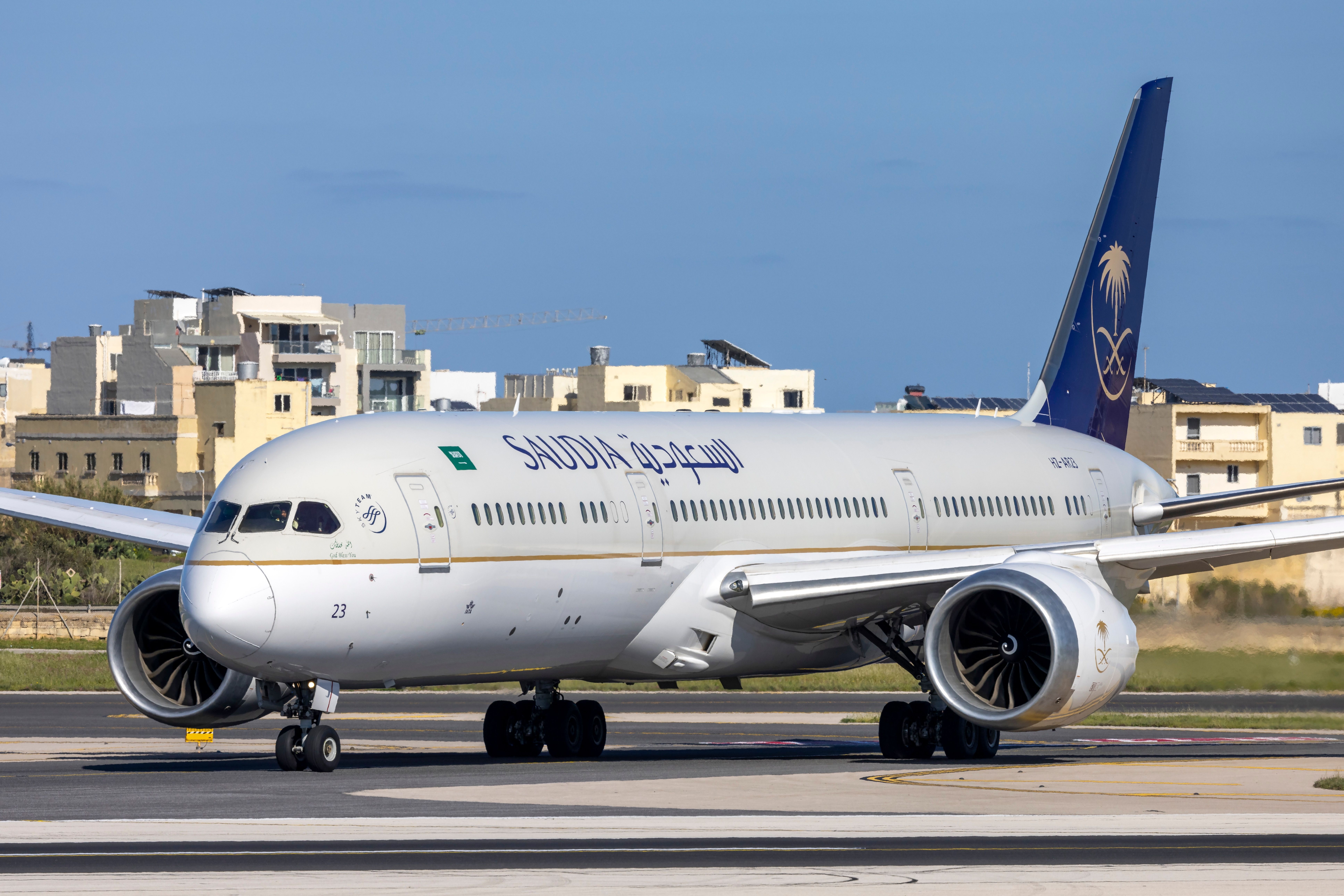 Saudia Boring 787-9 Dreamliner 