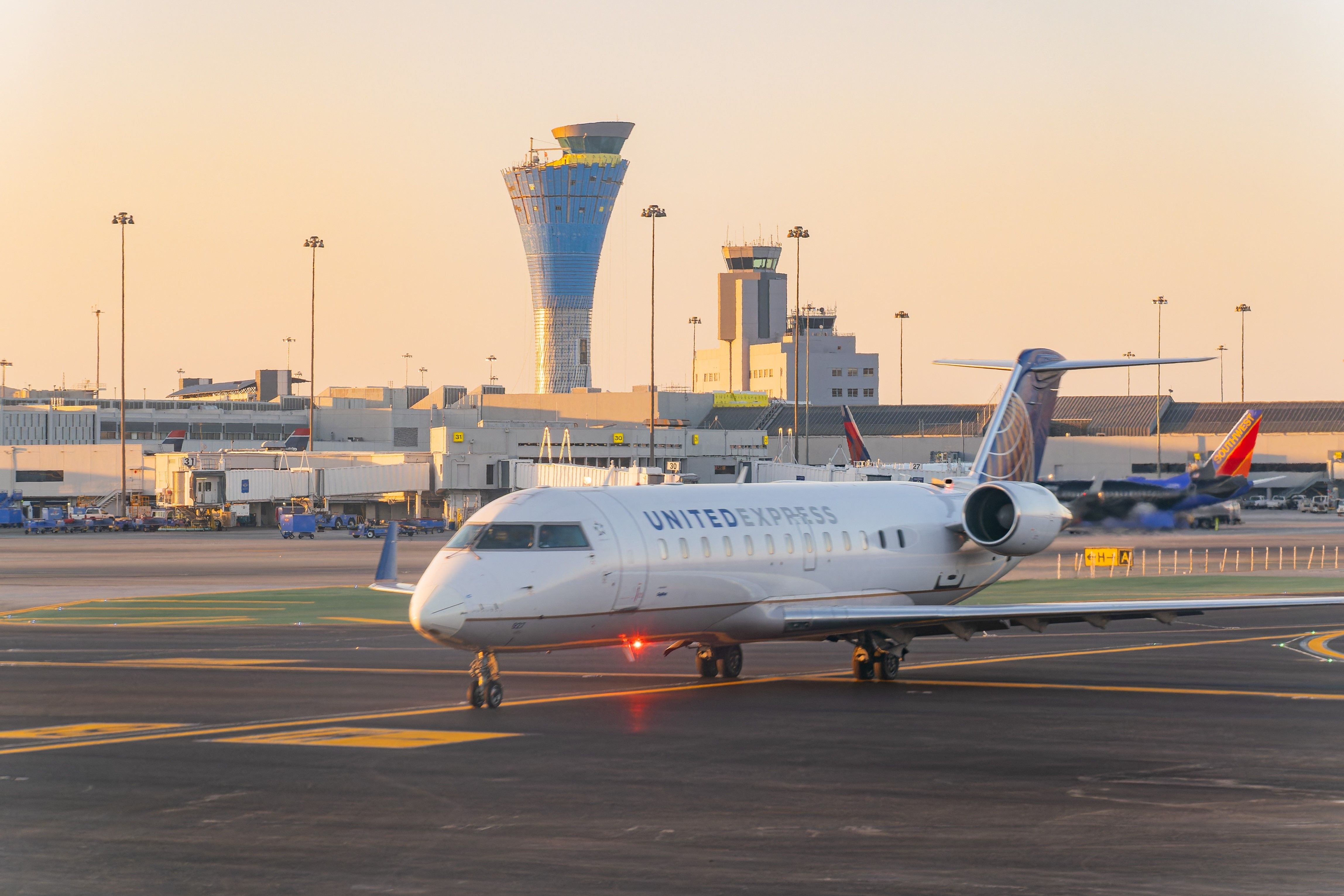 A United Express Bombardier CRJ Taxiing In San Francisco.