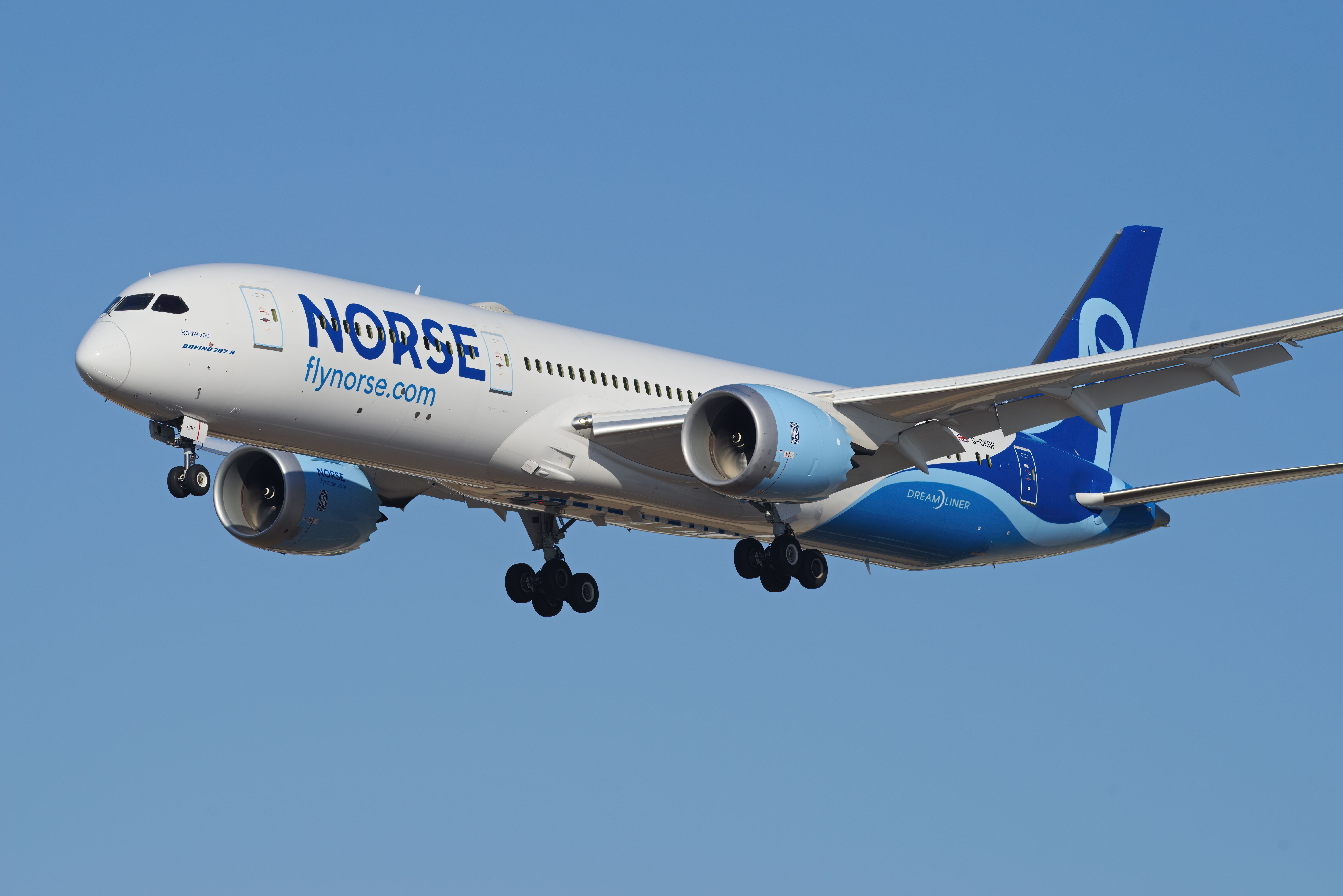 Norse Atlantic Boeing 787 on final approach