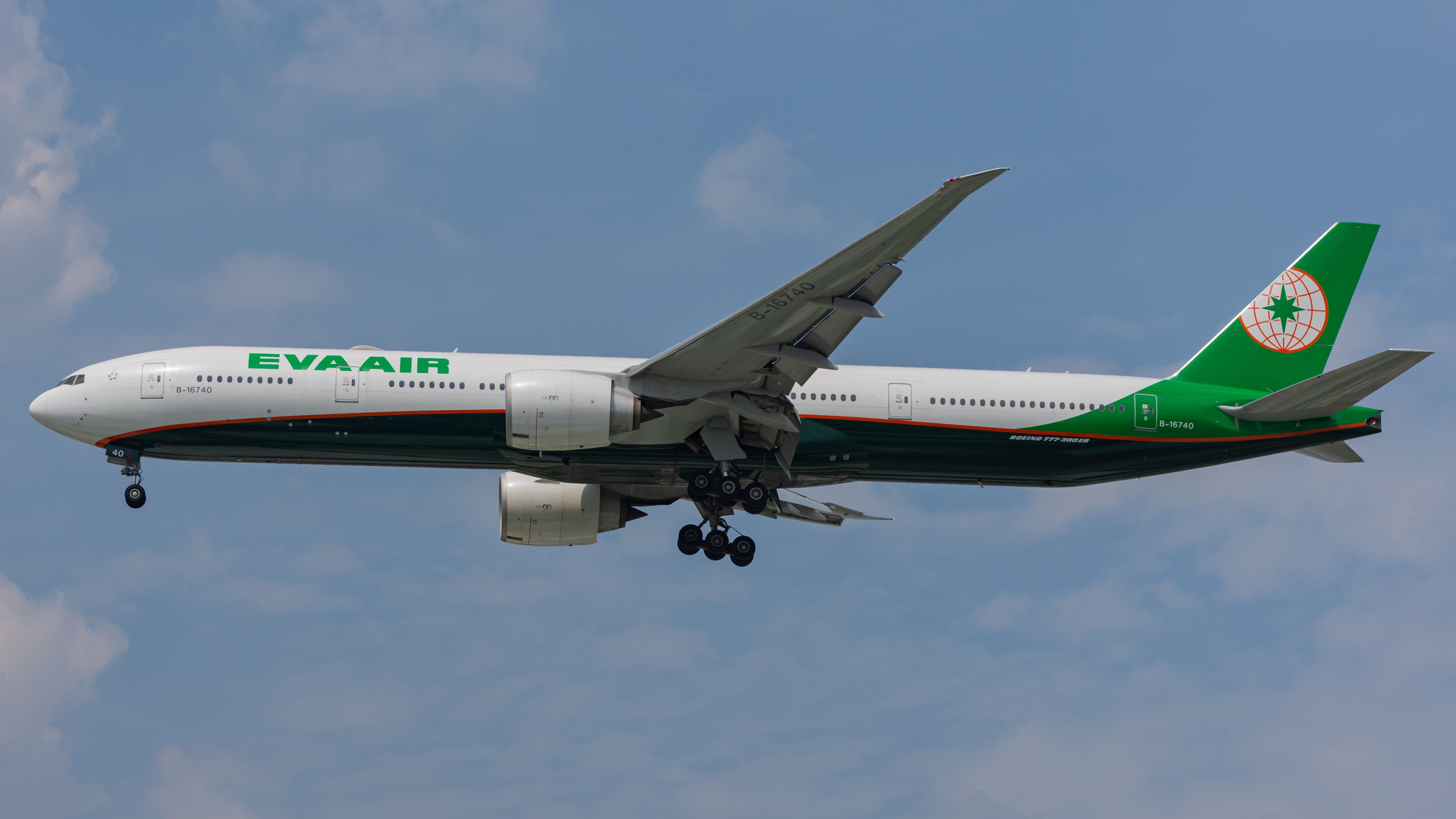 EVA Air Pilots Union To Push Ahead With Vote On Strike Despite Bonus ...