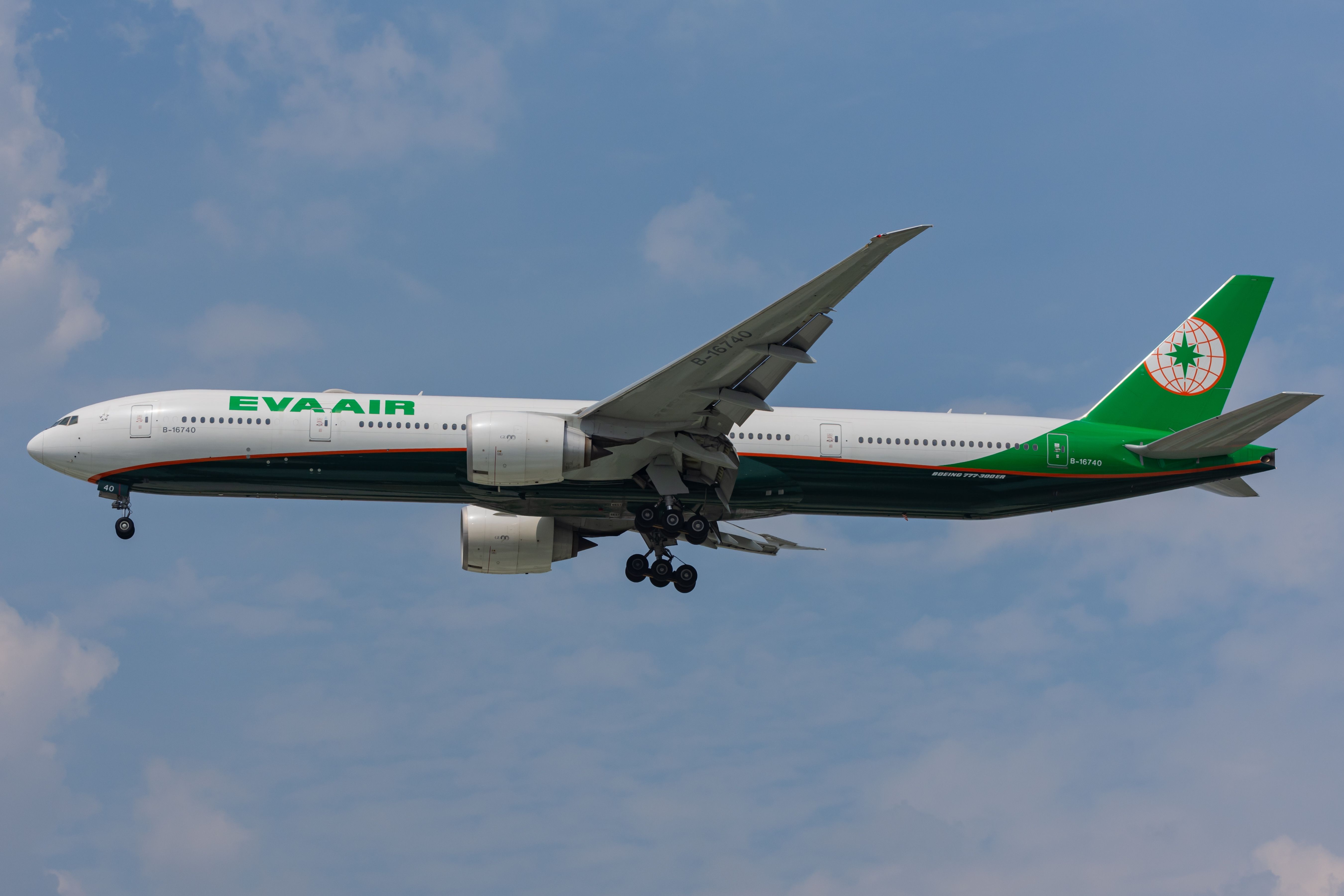 Boeing 777-300ER EVA Air