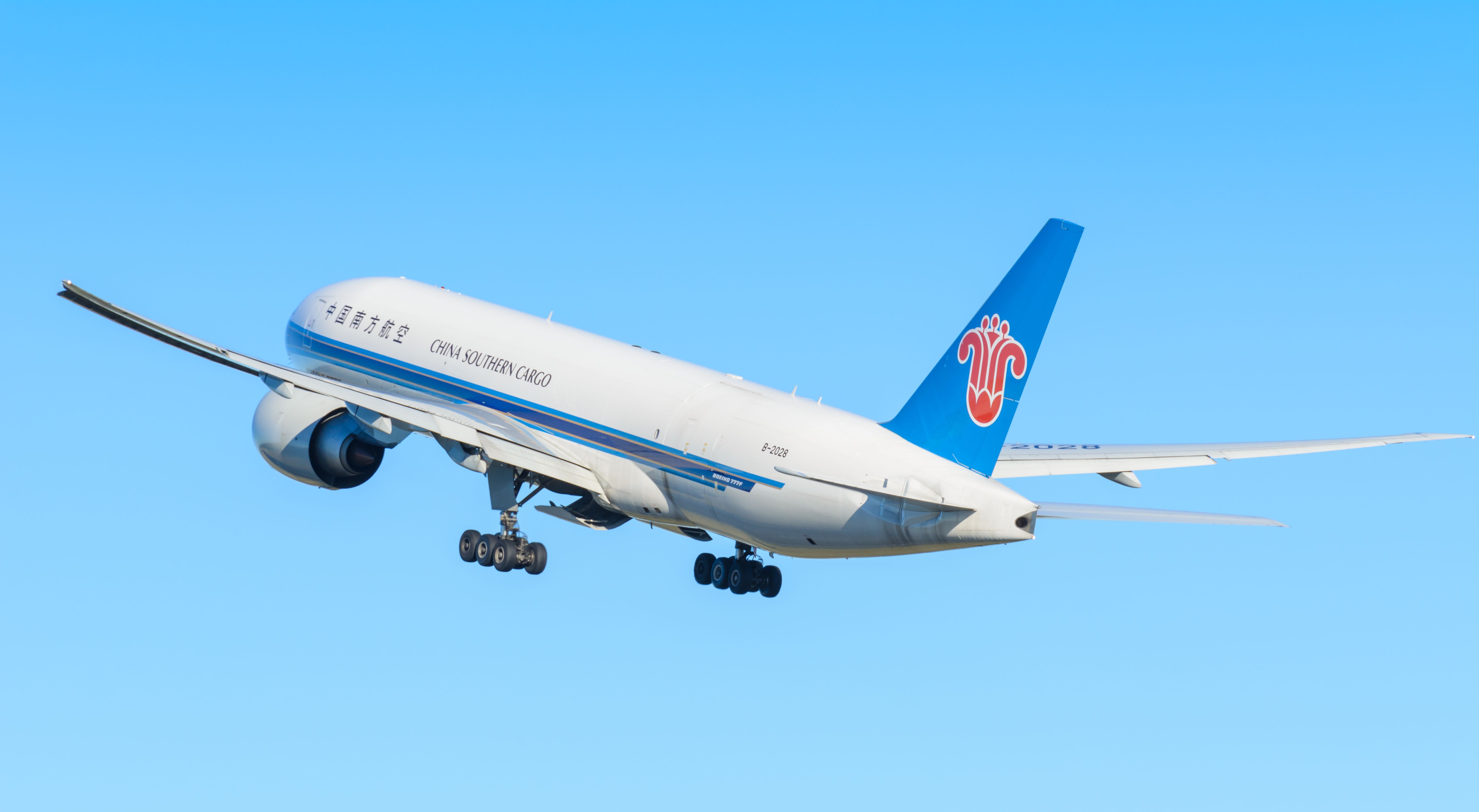 China Southern Airlines B-2028 Boeing 777F