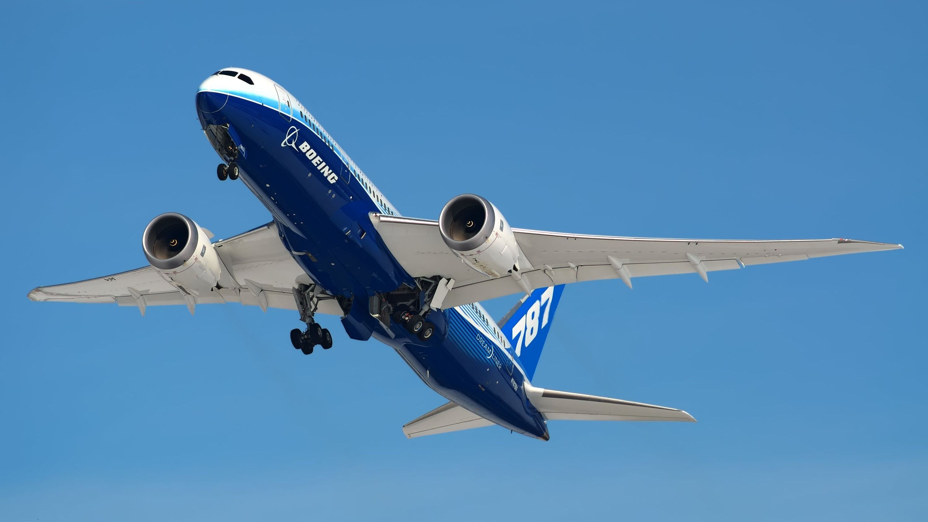 How The Boeing 787 Got The Name 'Dreamliner'