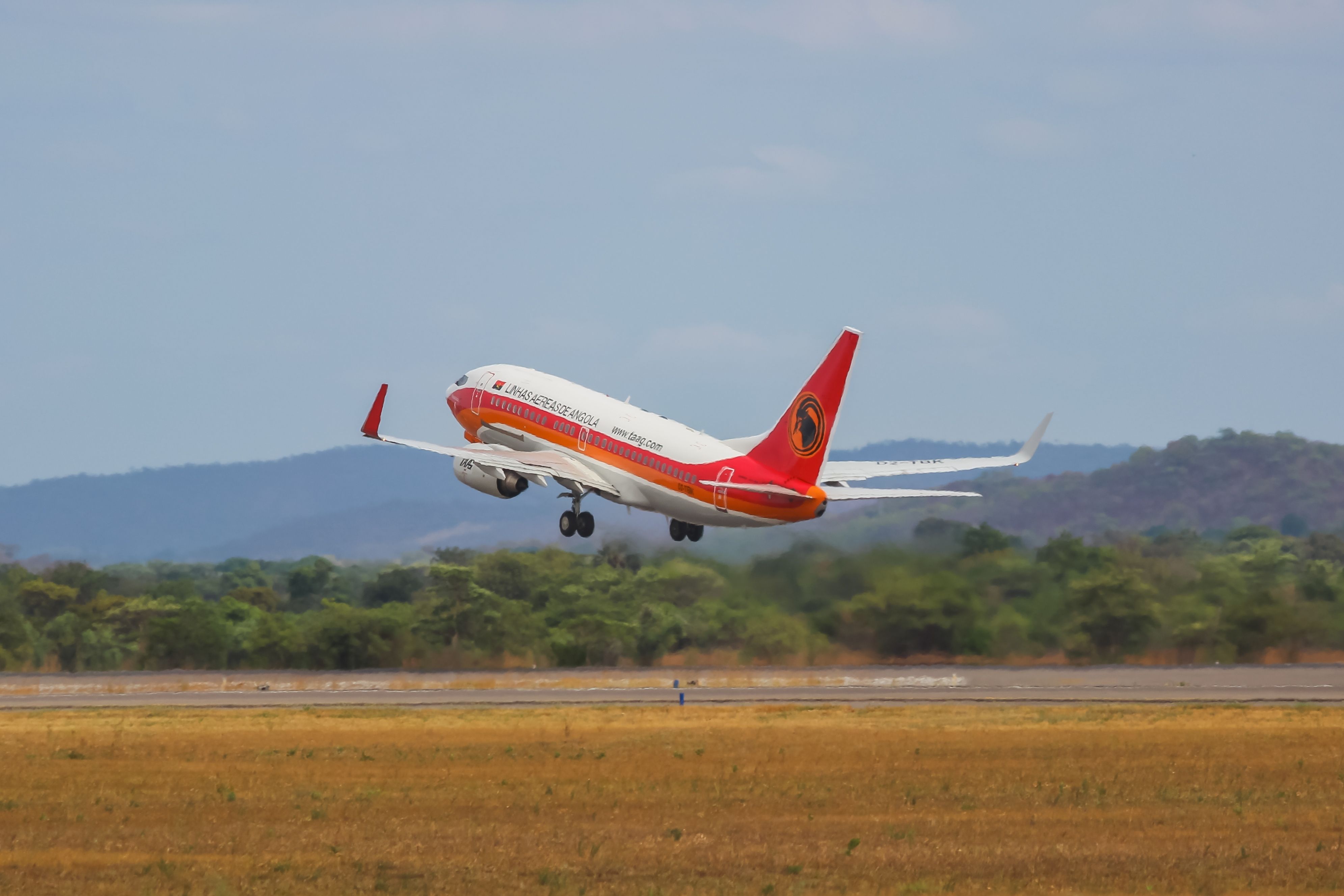TAAG Angola Airlines Boeing 737-700 taking off