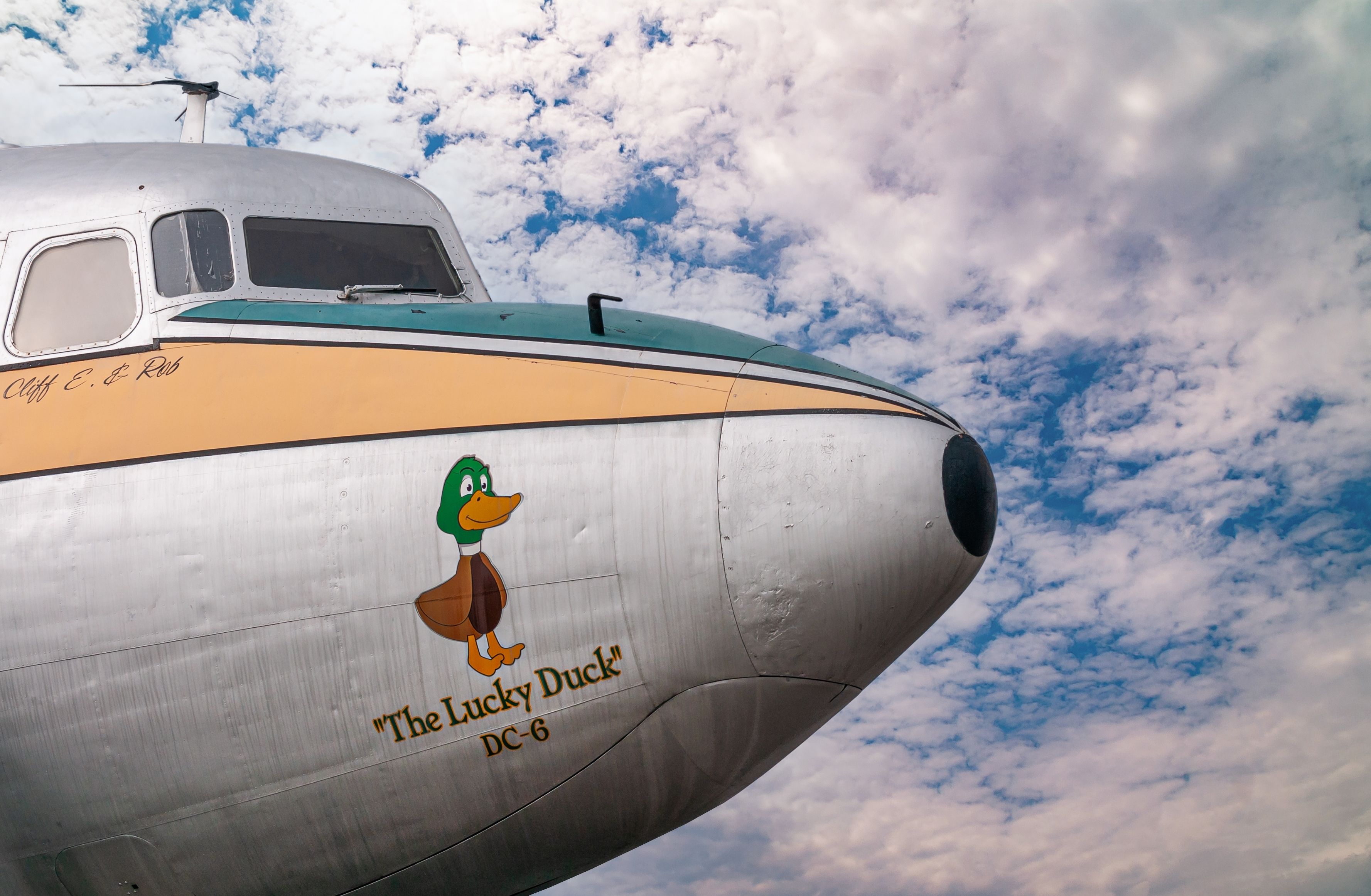 The Lucky Duck DC-6 nose 