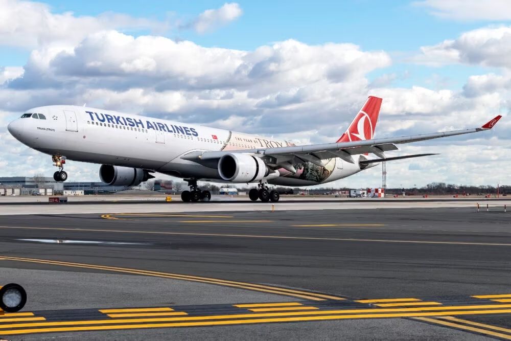 Turkish Airlines A330 in Kabul