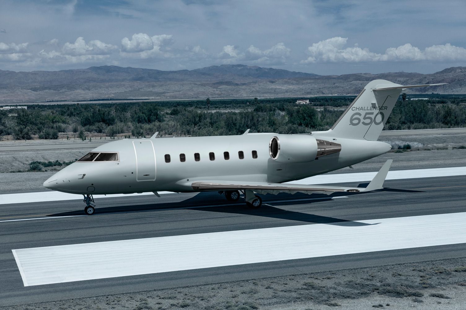 Bombardier Challenger 650