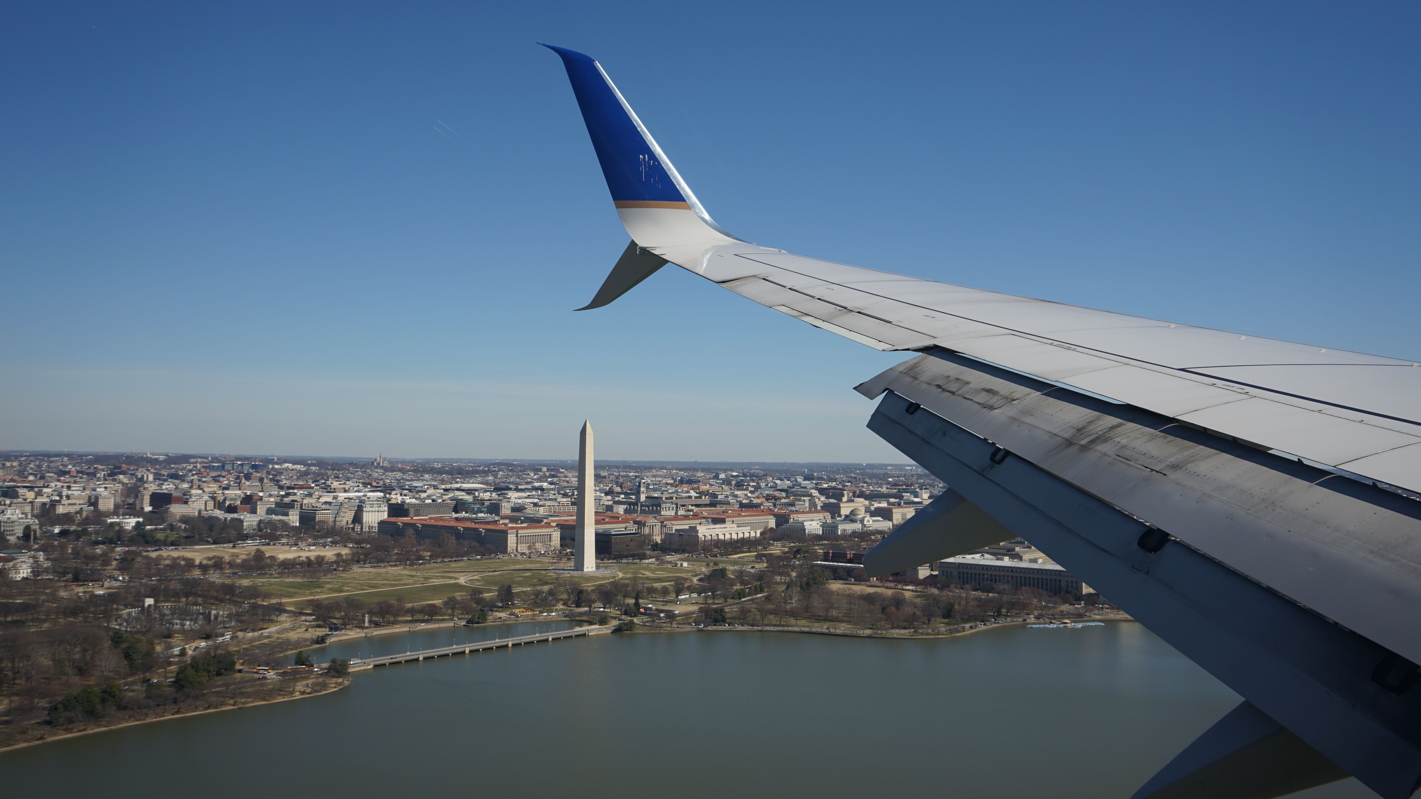 aircraft flying over DC