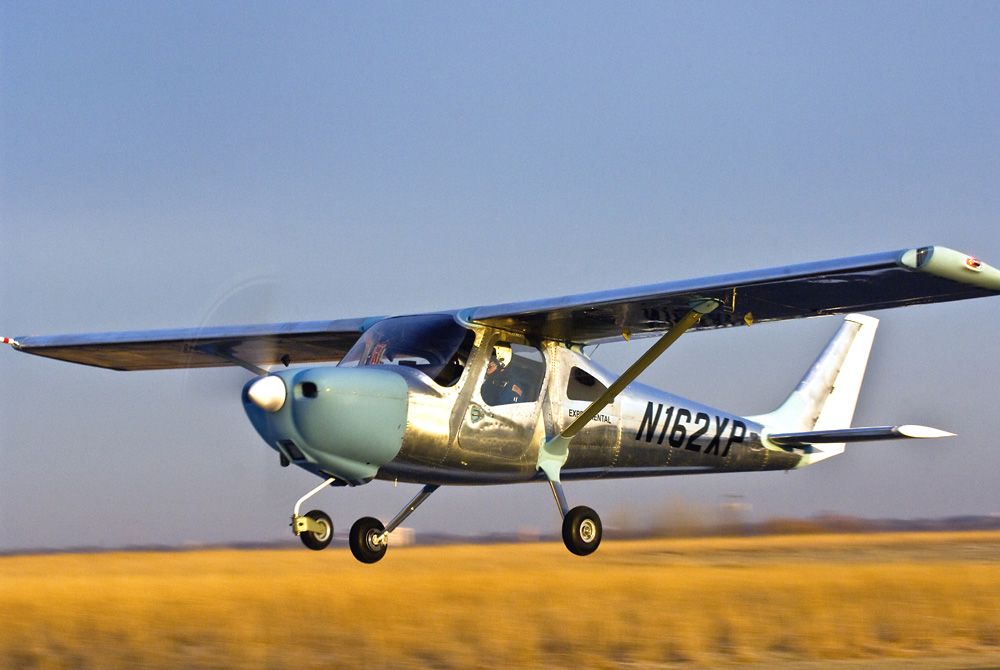 Aircraft Photo of VH-YML, Cessna 162 SkyCatcher