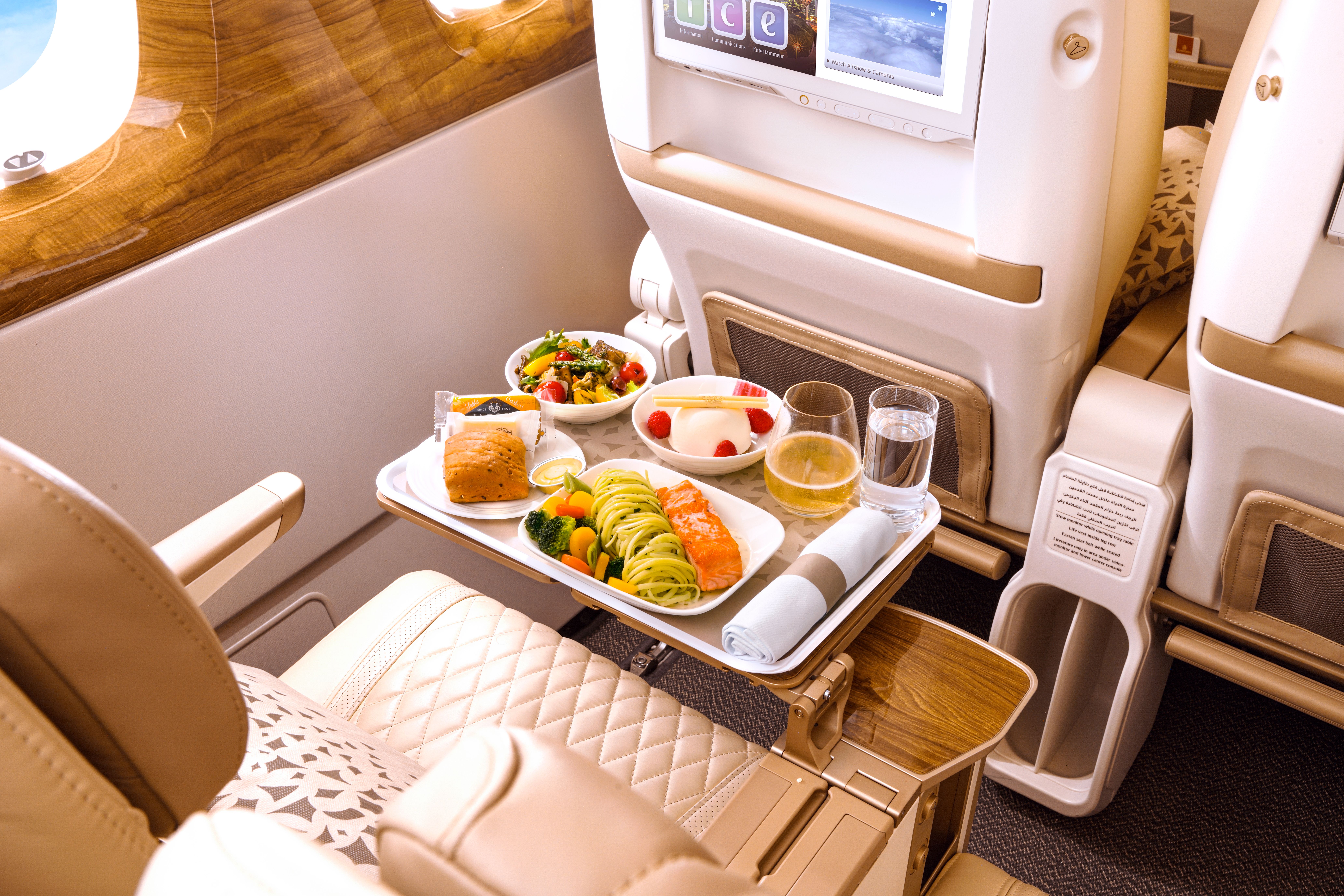 Emirates_Premium Economy Cabin_04