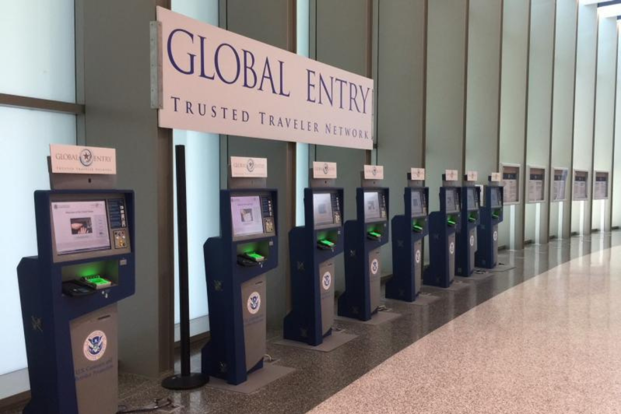 Global Entry kiosks (thumbnail)
