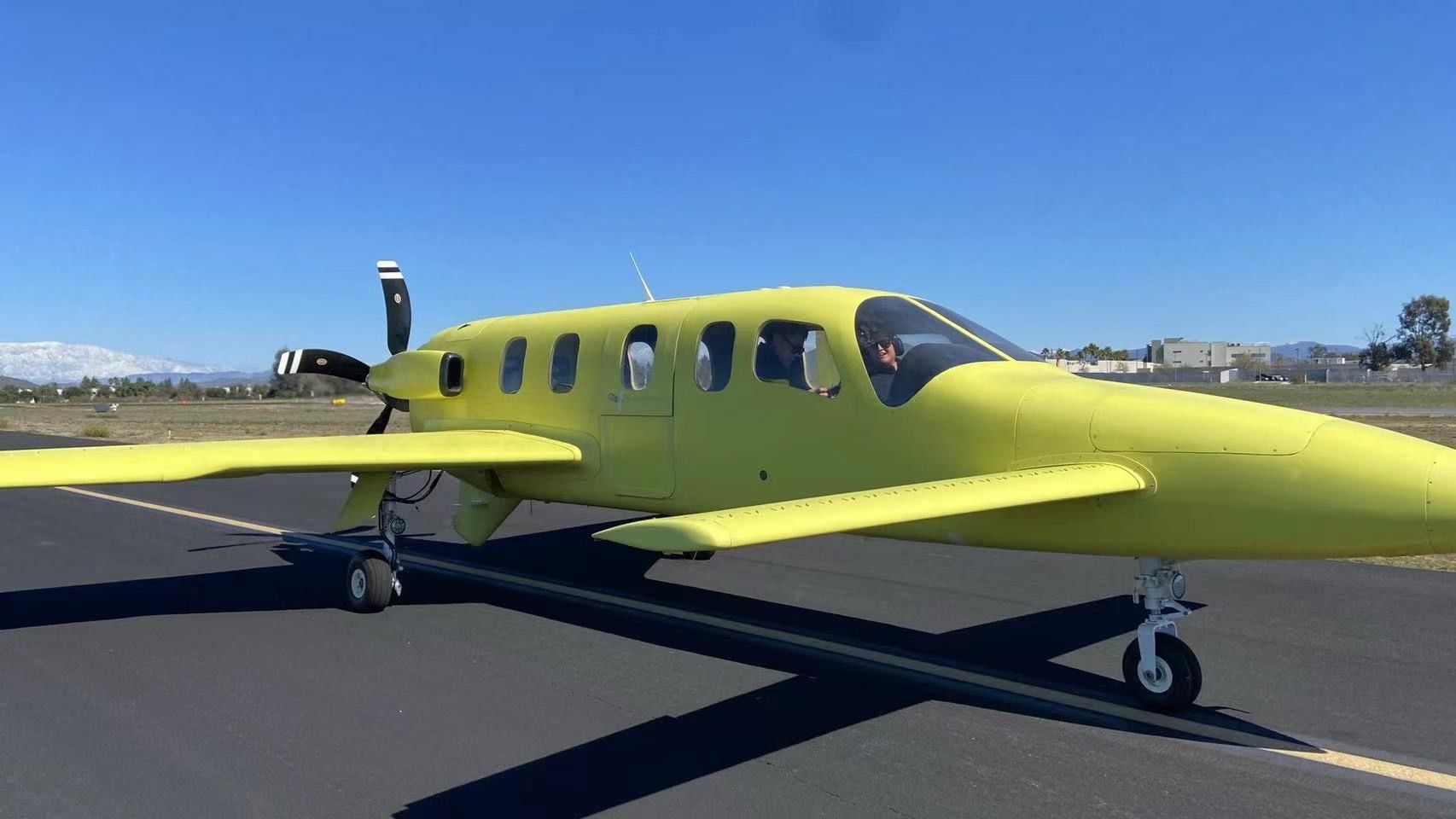 A Private Plane With No Tail? A Look At The AASI Jetcruzer