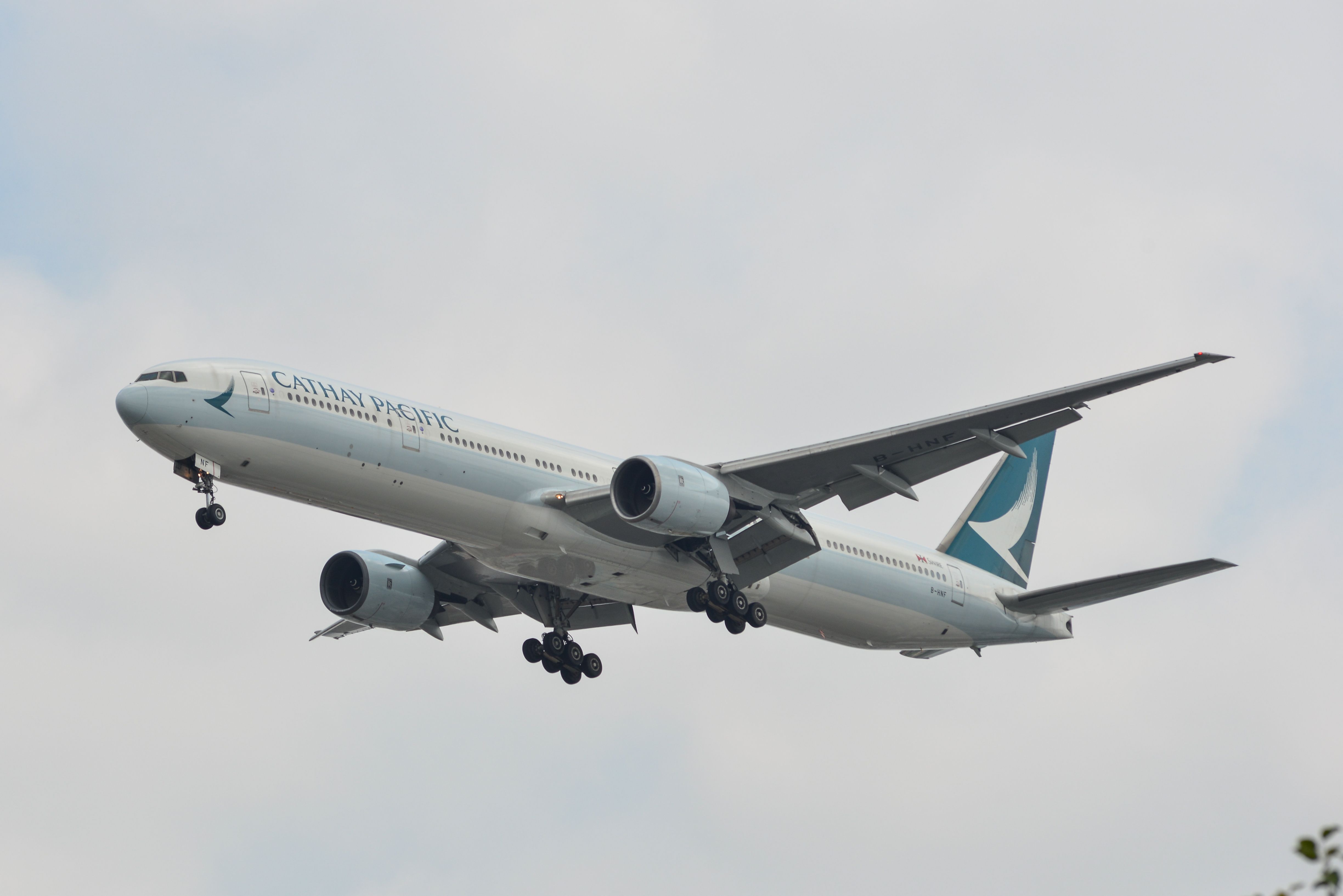 Cathay Pacific Boeing 777-300 landing at Tan Son Nhat Airport.