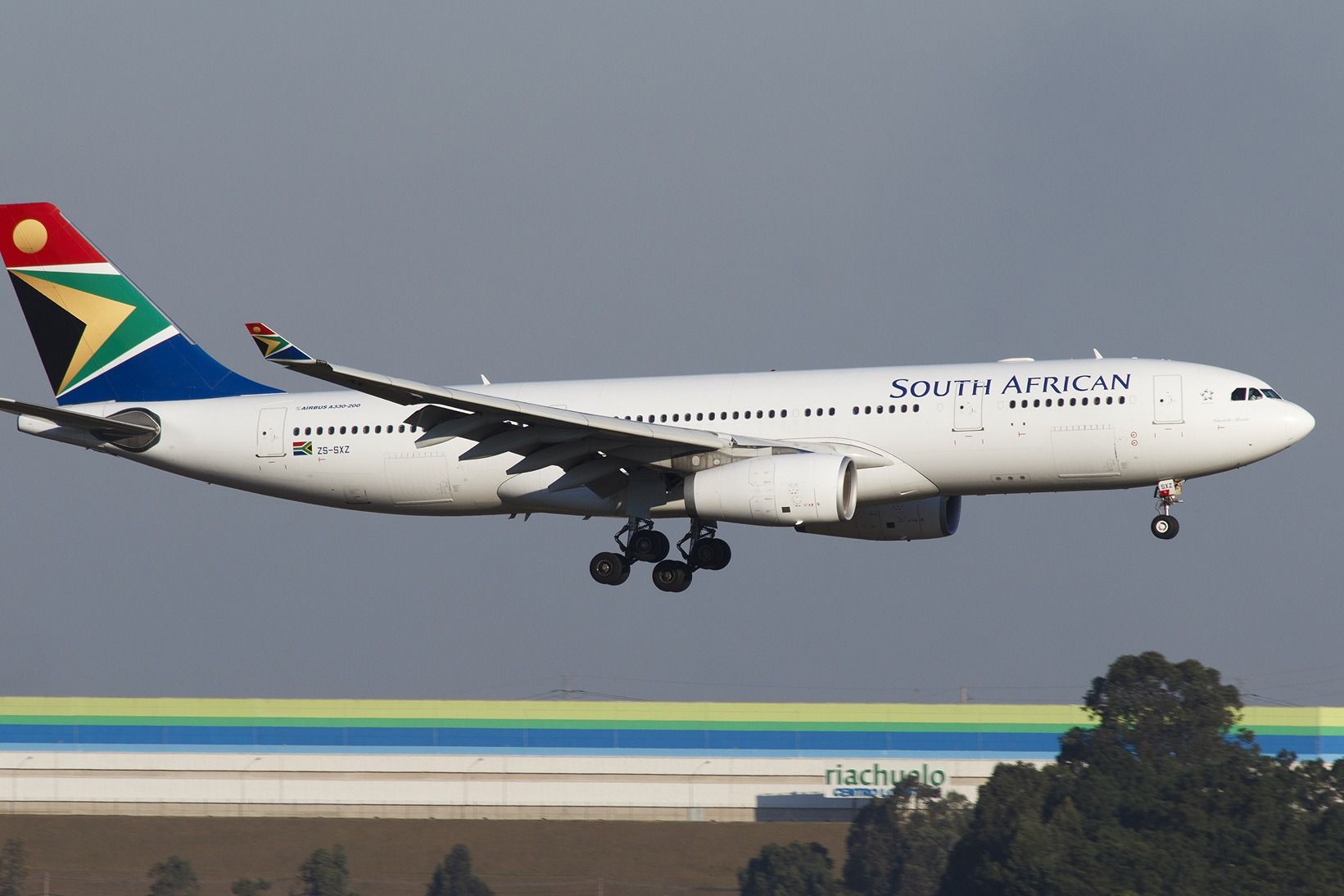 South African Airways Airbus A330 landing