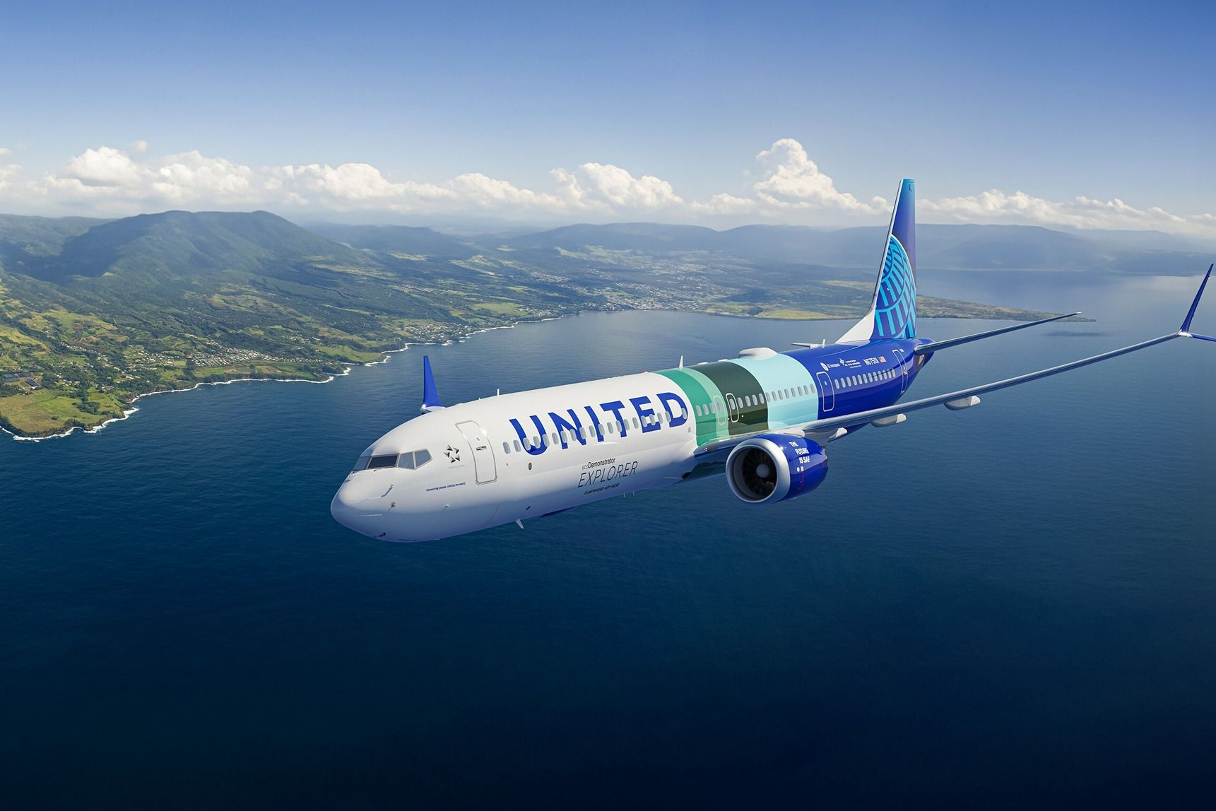 United Airlines Boeing 737 MAX 10 ecoDemonstator mid-air render