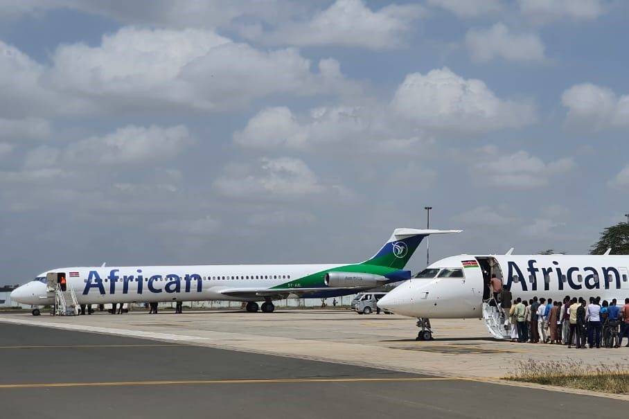 African Express Airways McDonnell Douglas MD-80