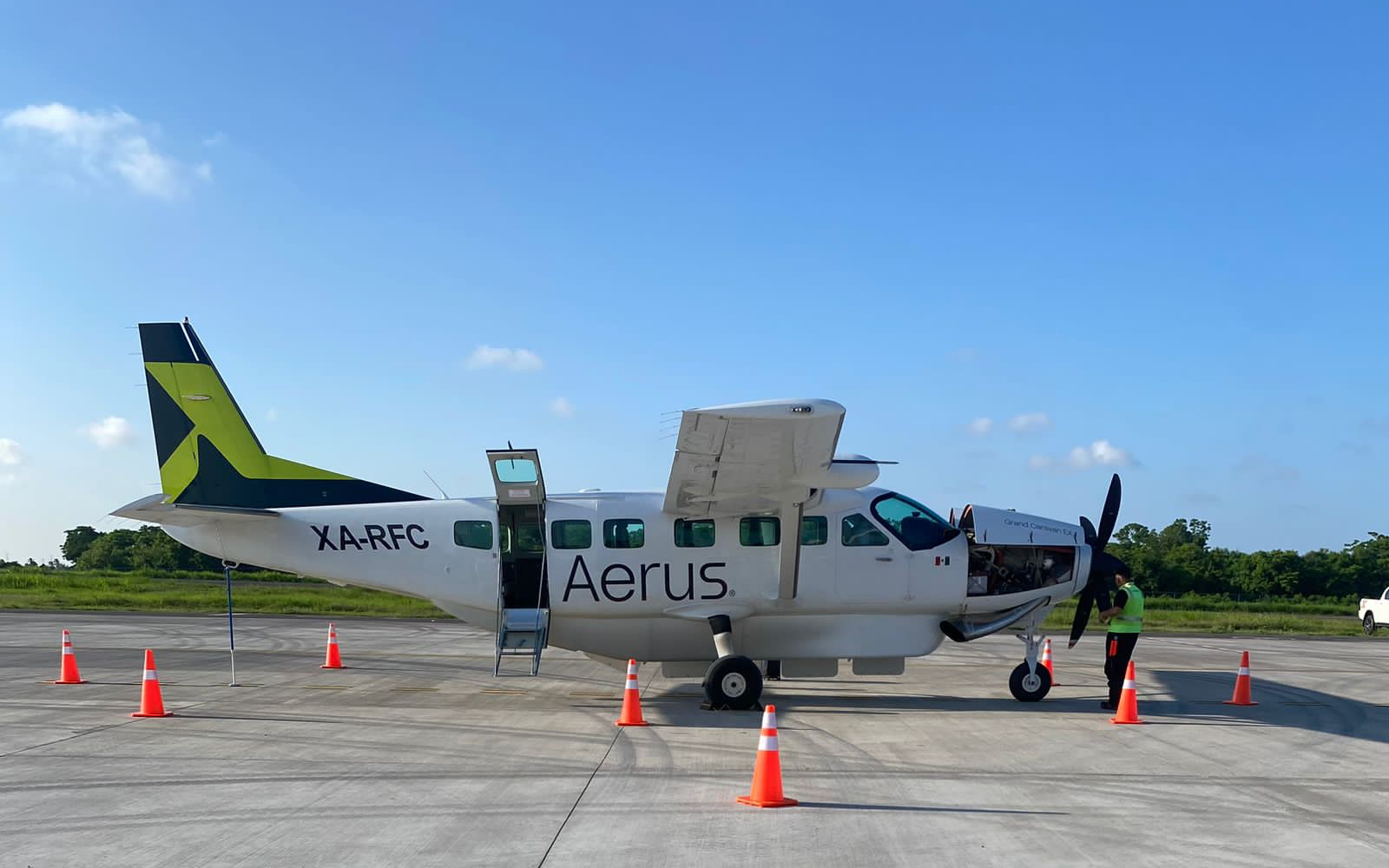 New Mexican Airline Hopes To Fly To Texas