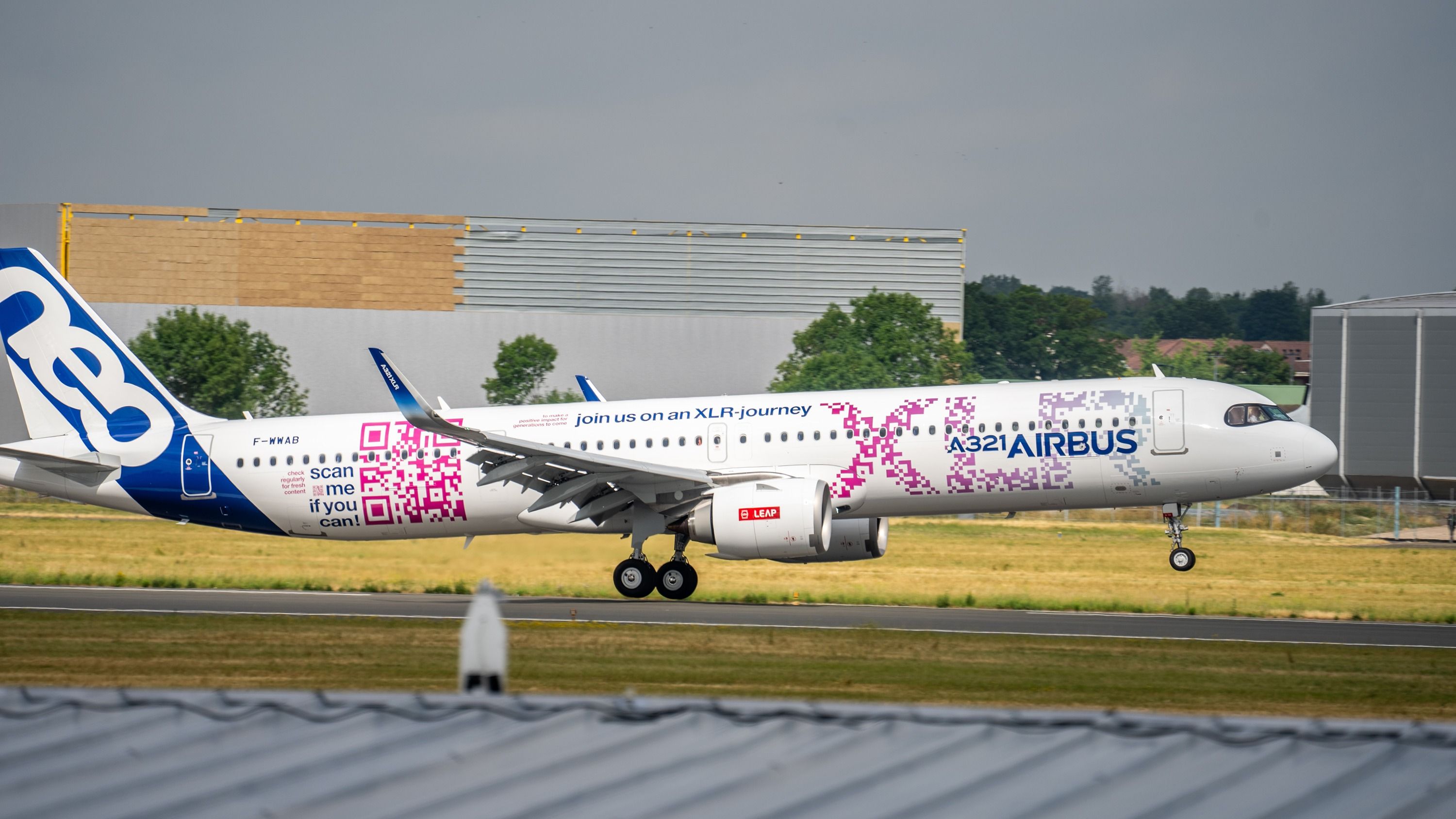 Airbus A321XLR landing back at the Paris Air Show 2023