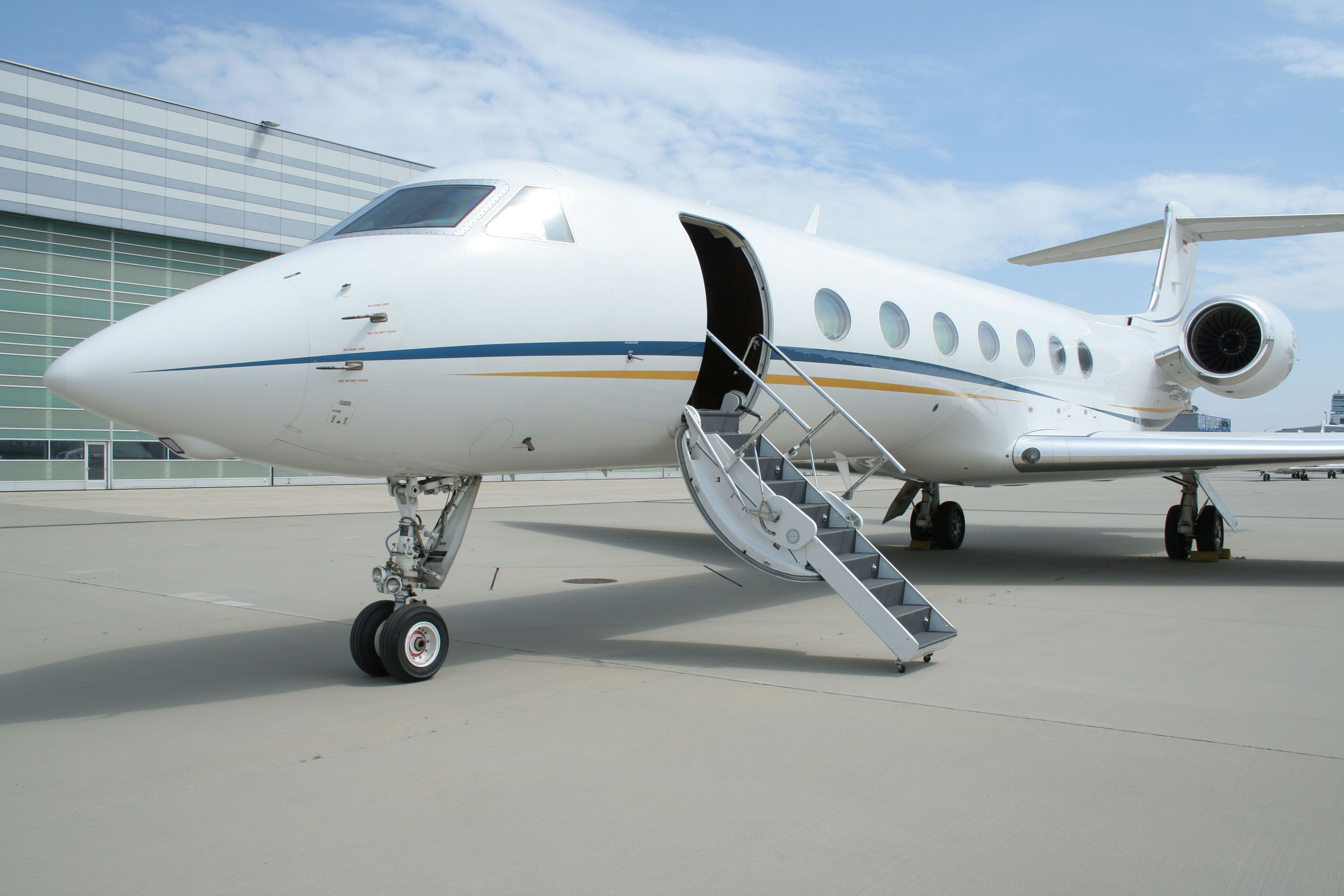 AvConjet Gulfstream G550