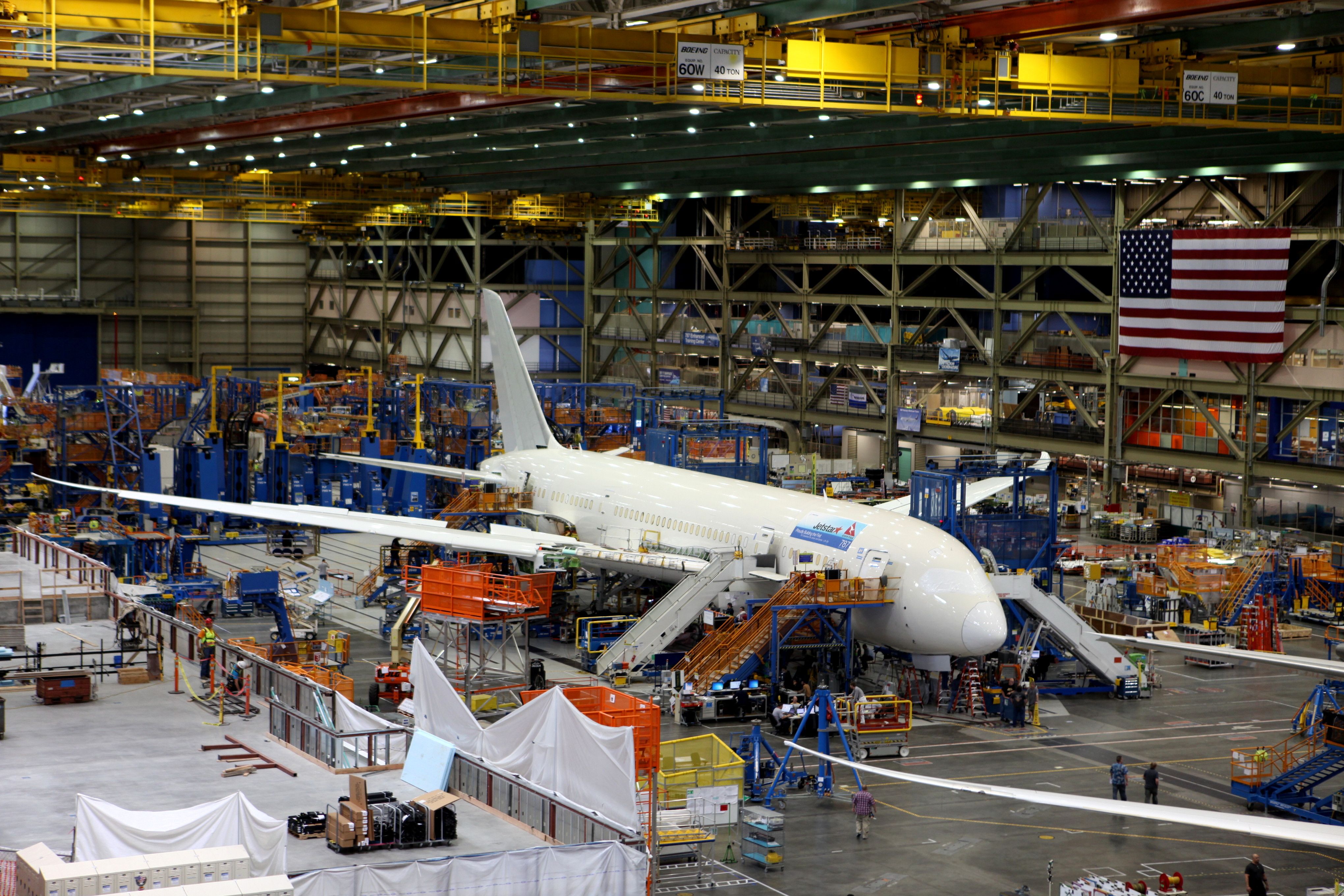 Boeing 787 in production at Paine Field