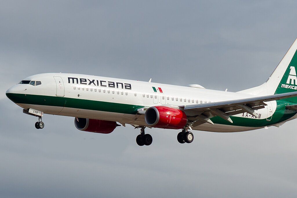 Boeing_737-8MC_de_Mexicana_de_Aviación_3_2