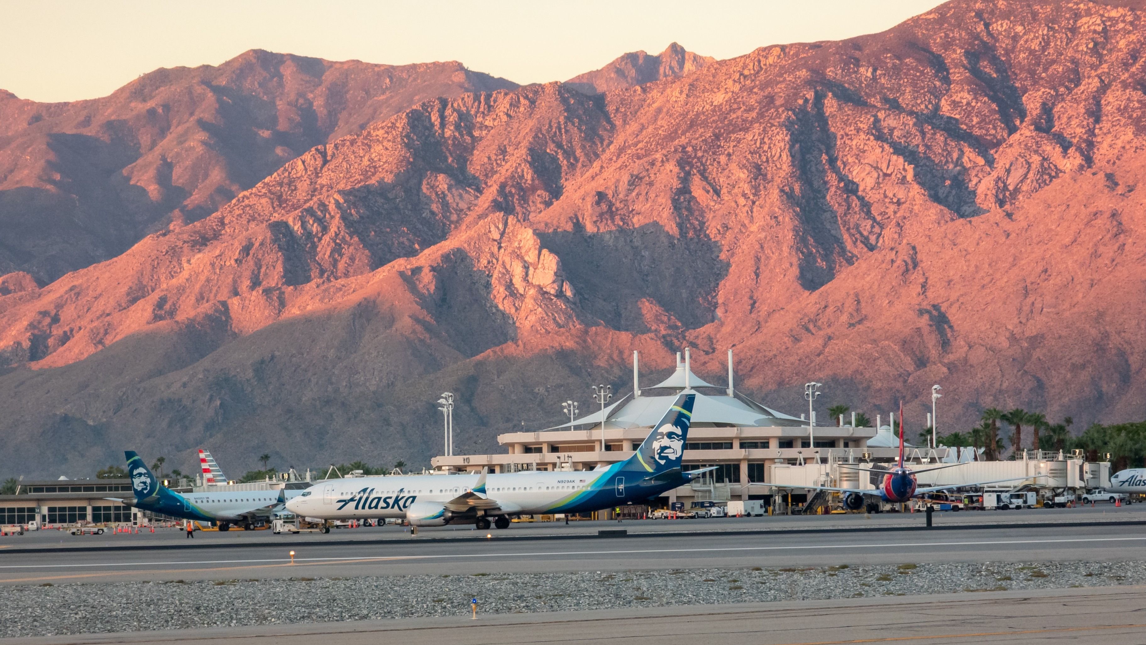 Security Breach Leads To Evacuation At Palm Springs International Airport