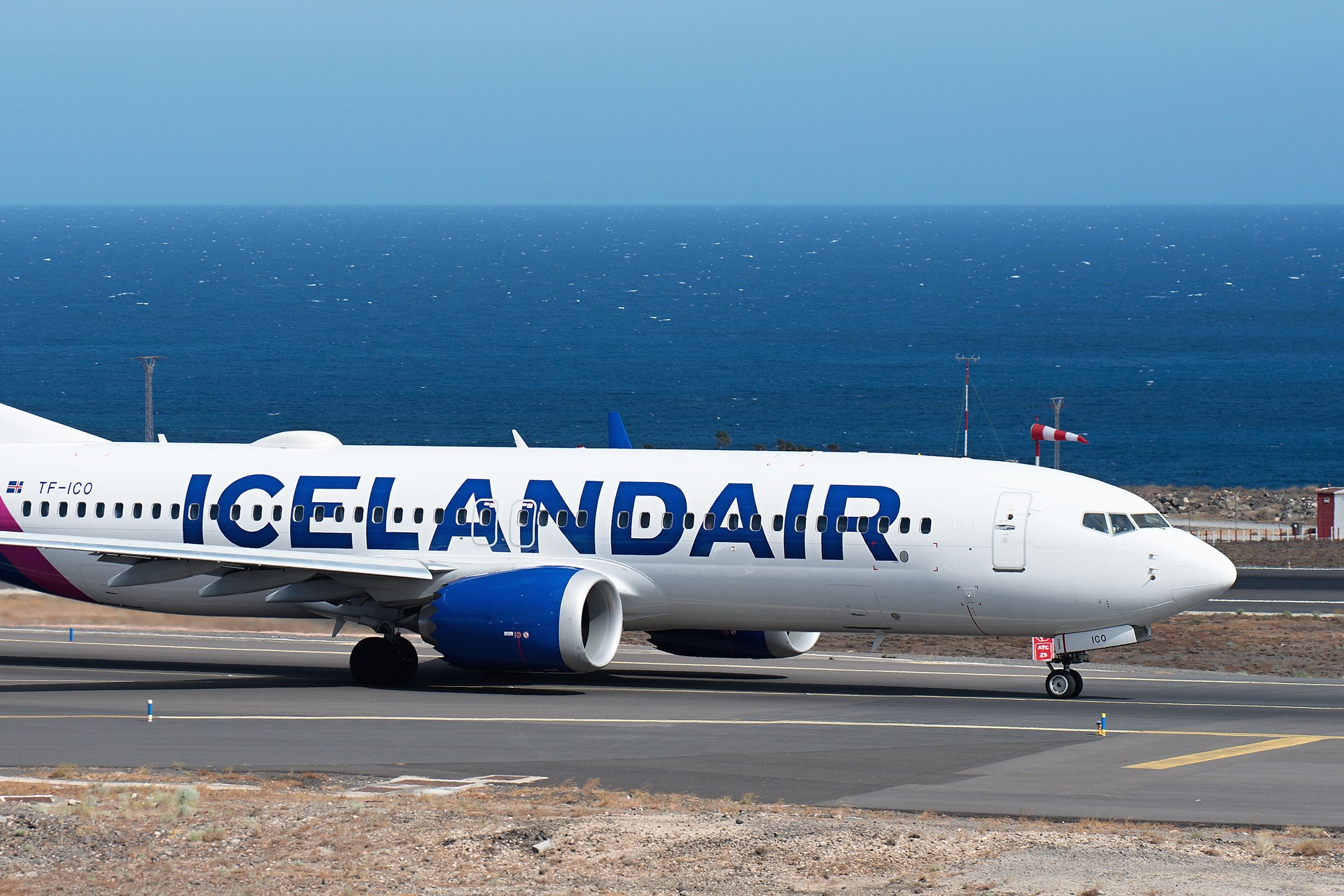 Icelandair Boeing 737 MAX shutterstock_2345379131