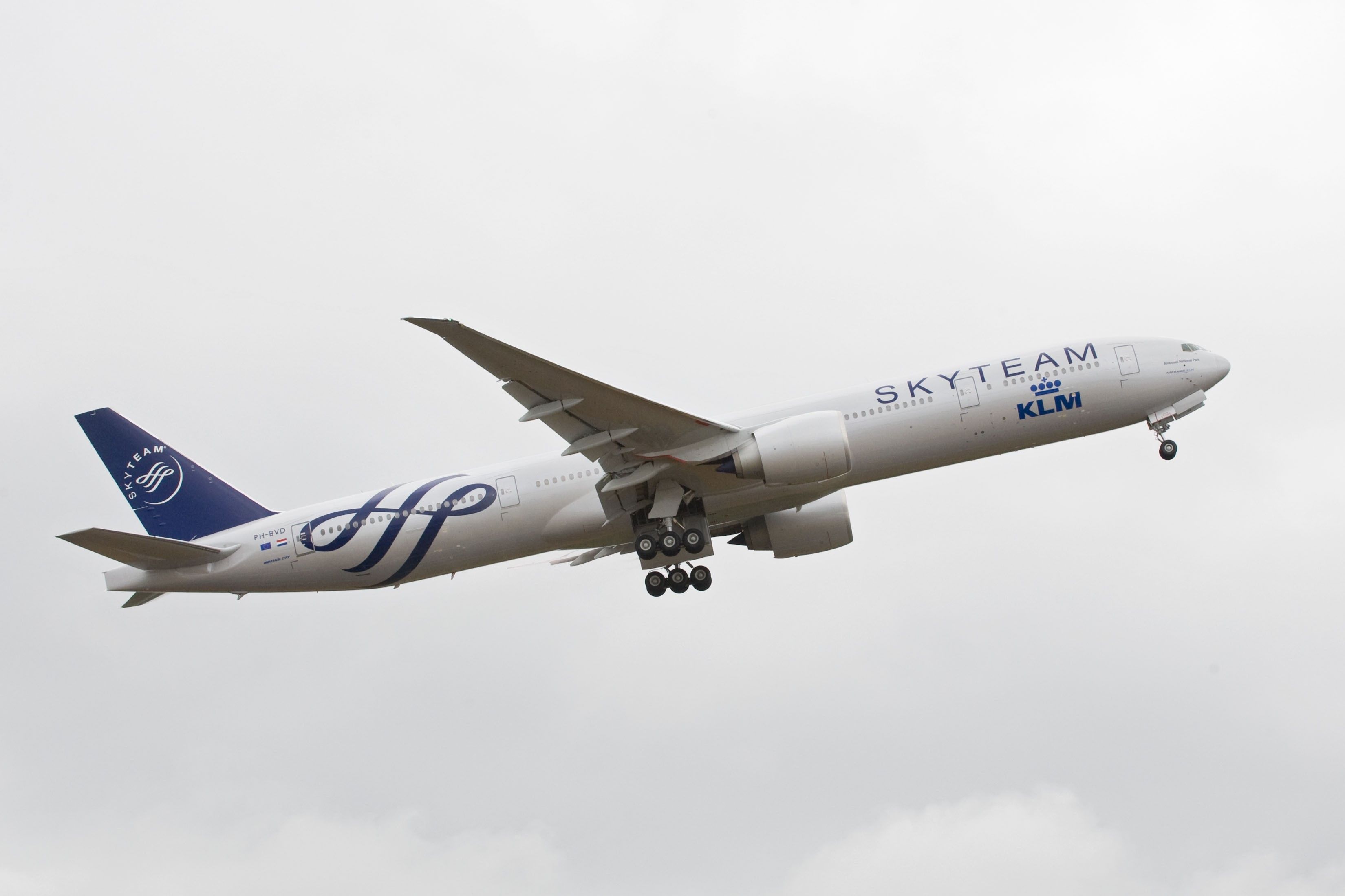KLM Boeing 777 SkyTeam Livery Taking Off