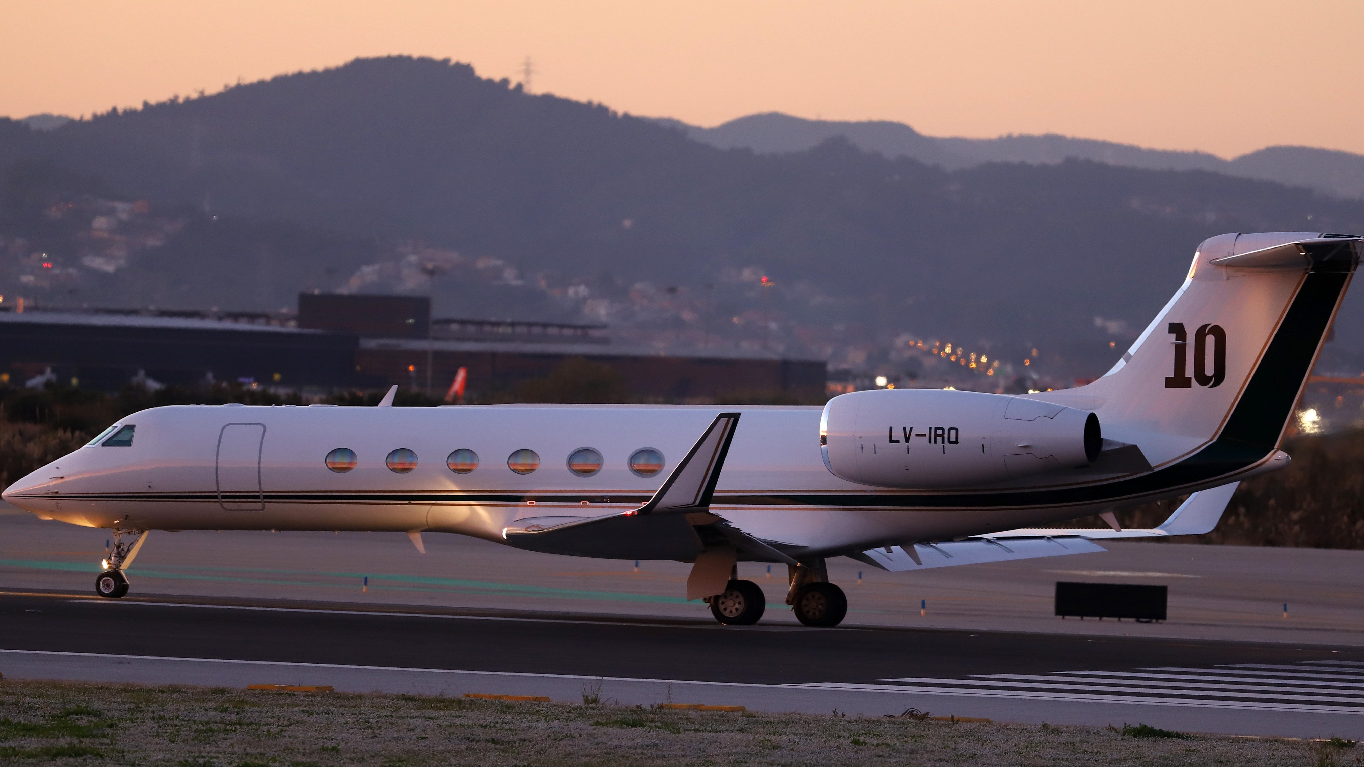 Lionel Messi Gulfstream V