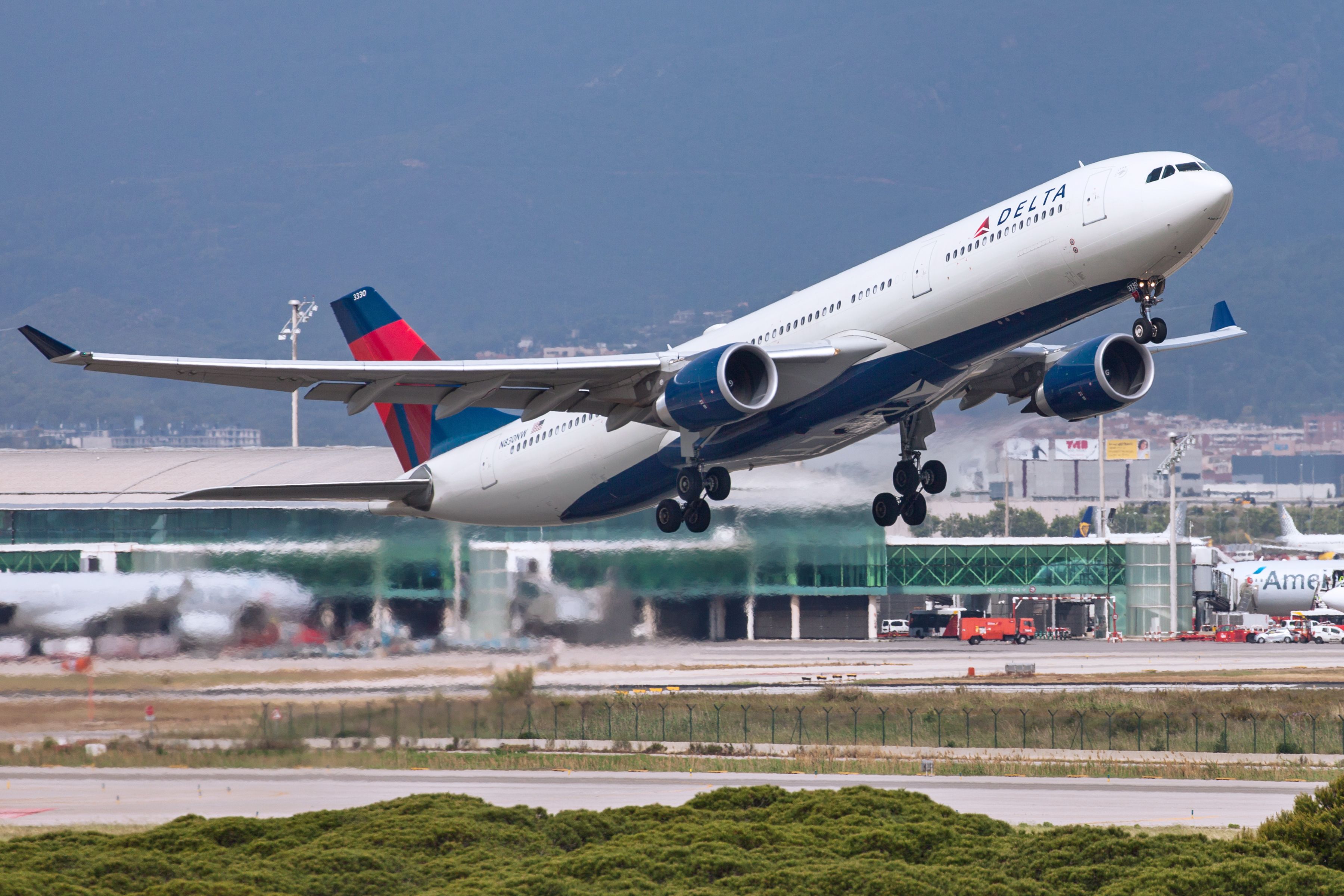 Delta Air Lines Airbus A330-302 (N830NW) taking off. 