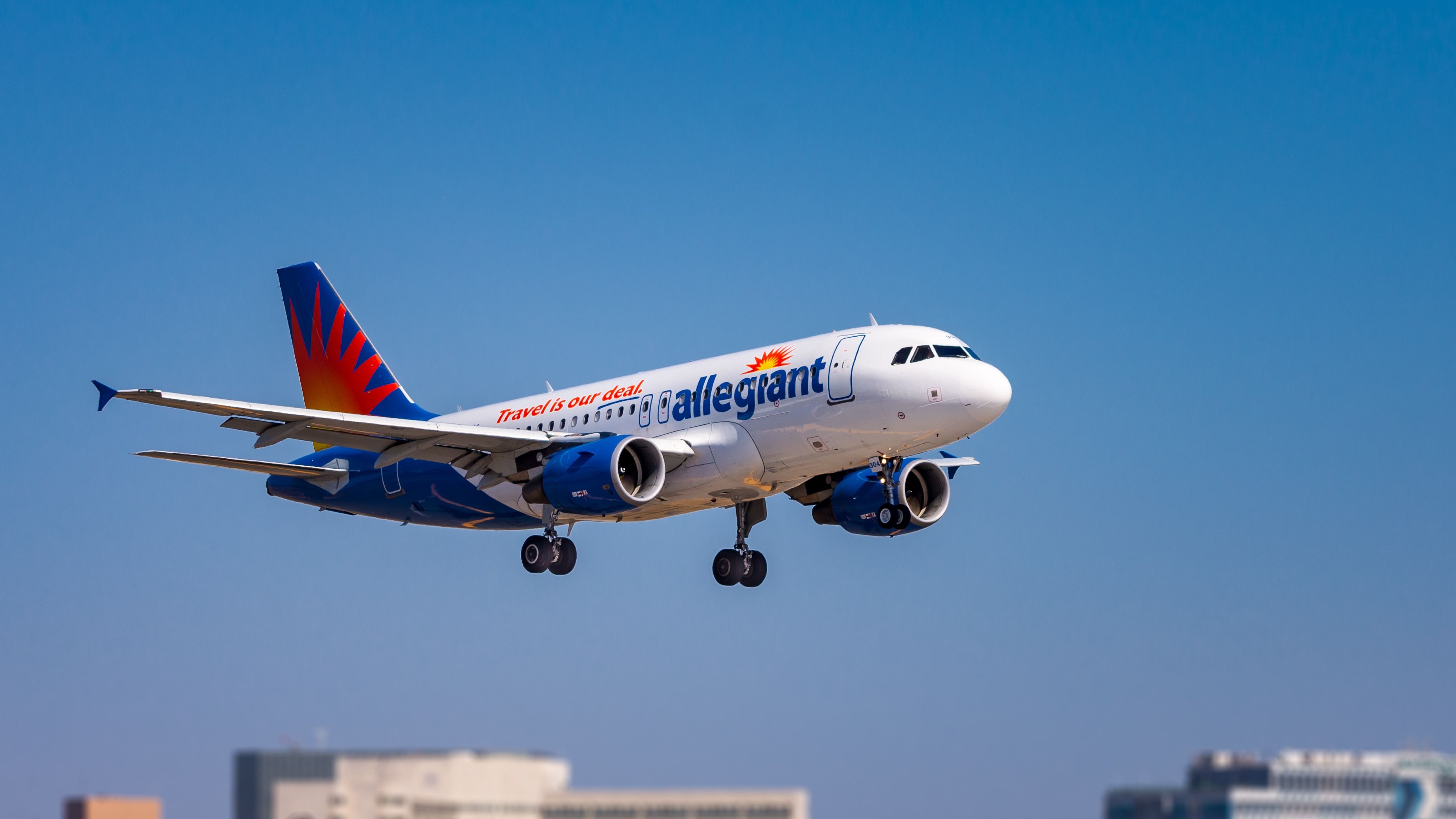 Allegiant Air Airbus A319 on final at Los Angeles International Airport. 