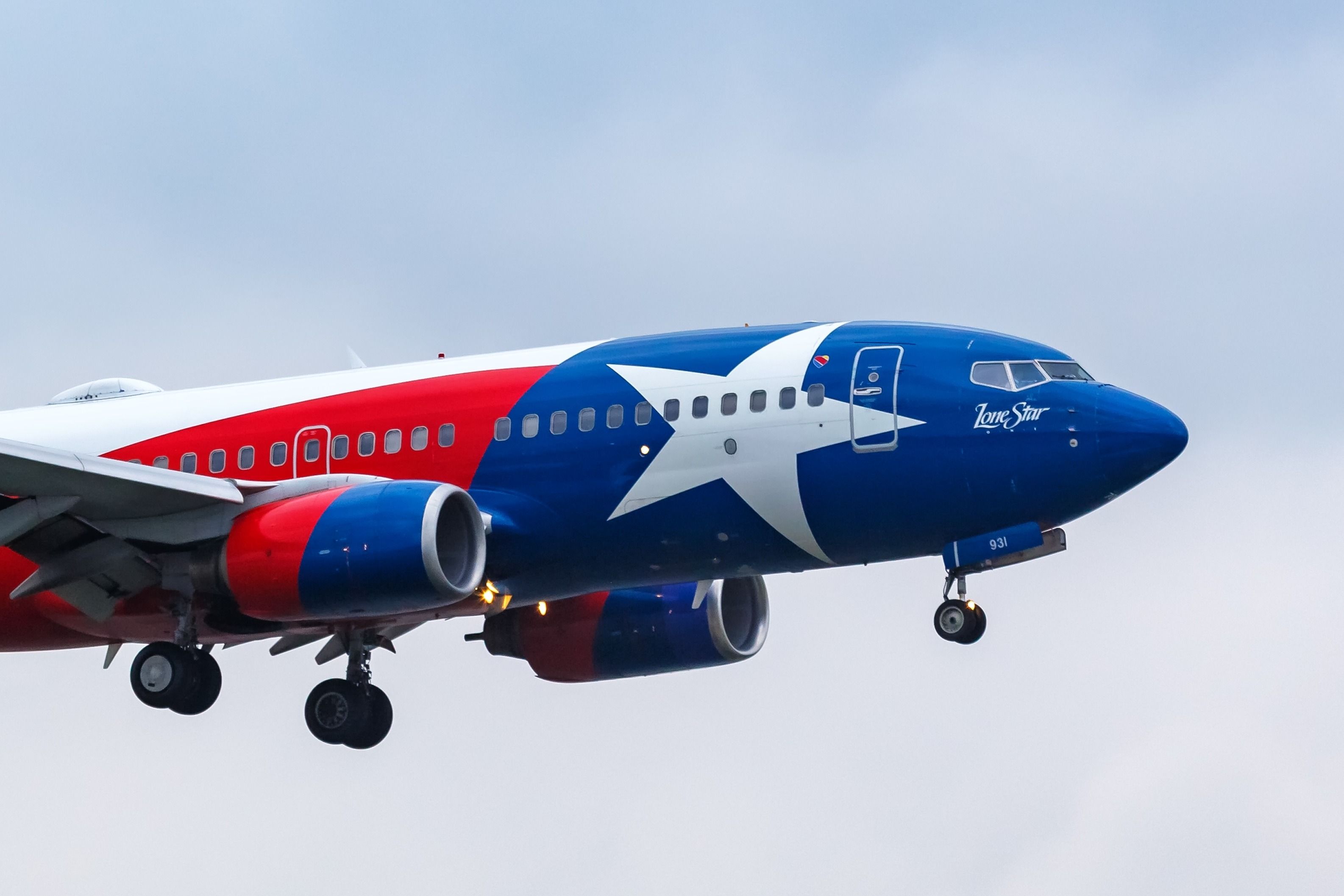 Southwest Airlines Boeing 737-7H4 Former 