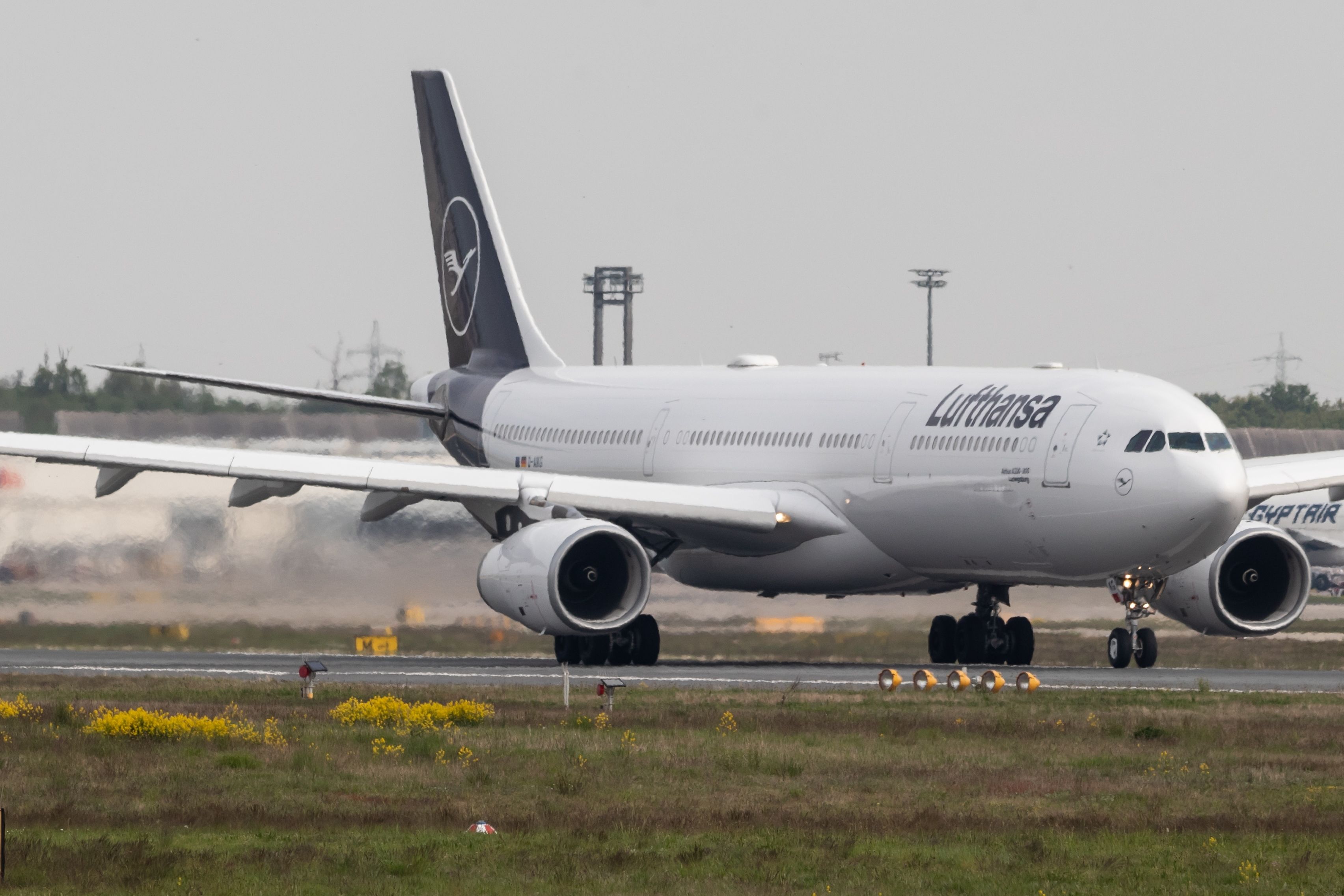 A Lufthansa Airbus A330 landing