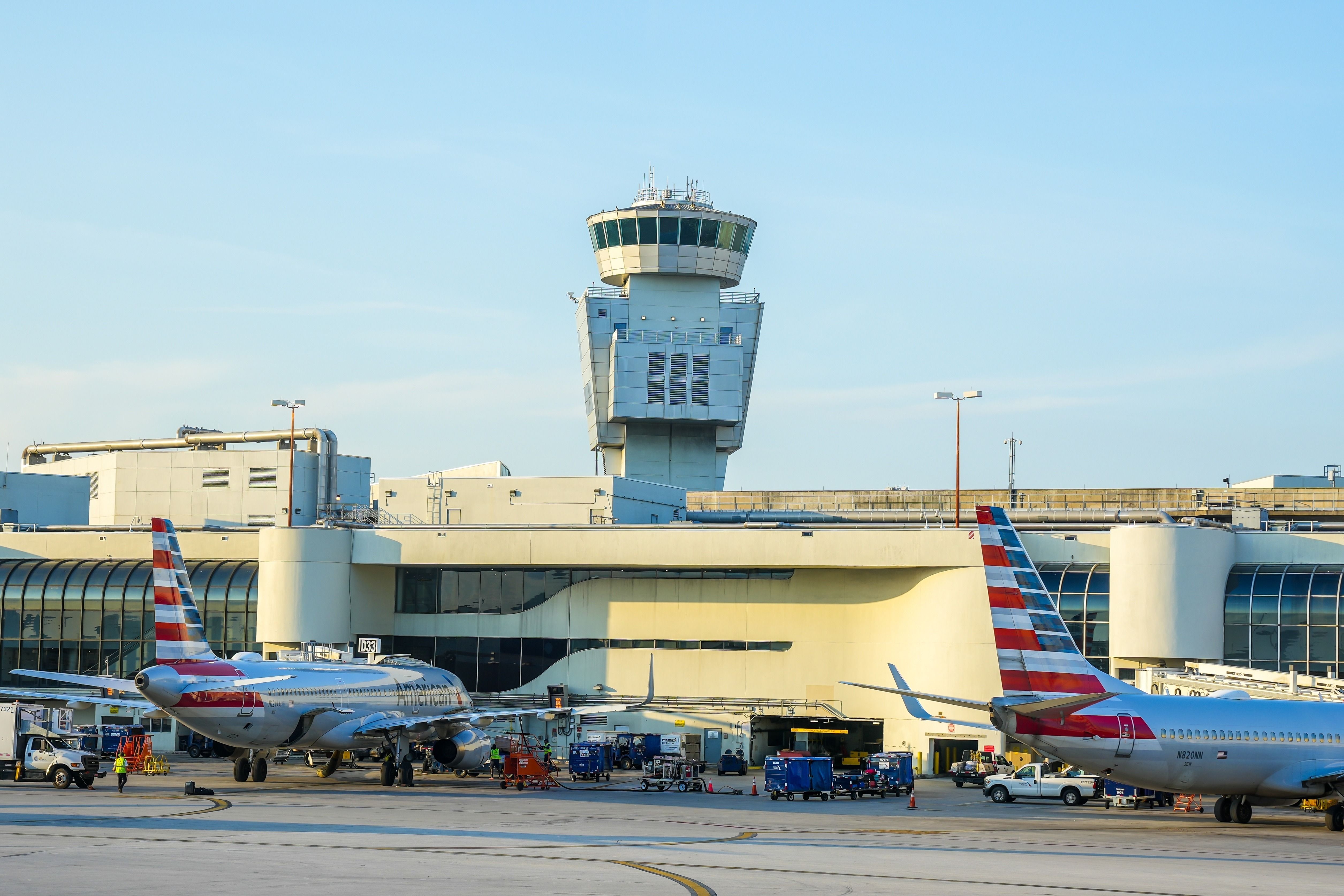 American Airlines planes at Miami Airport