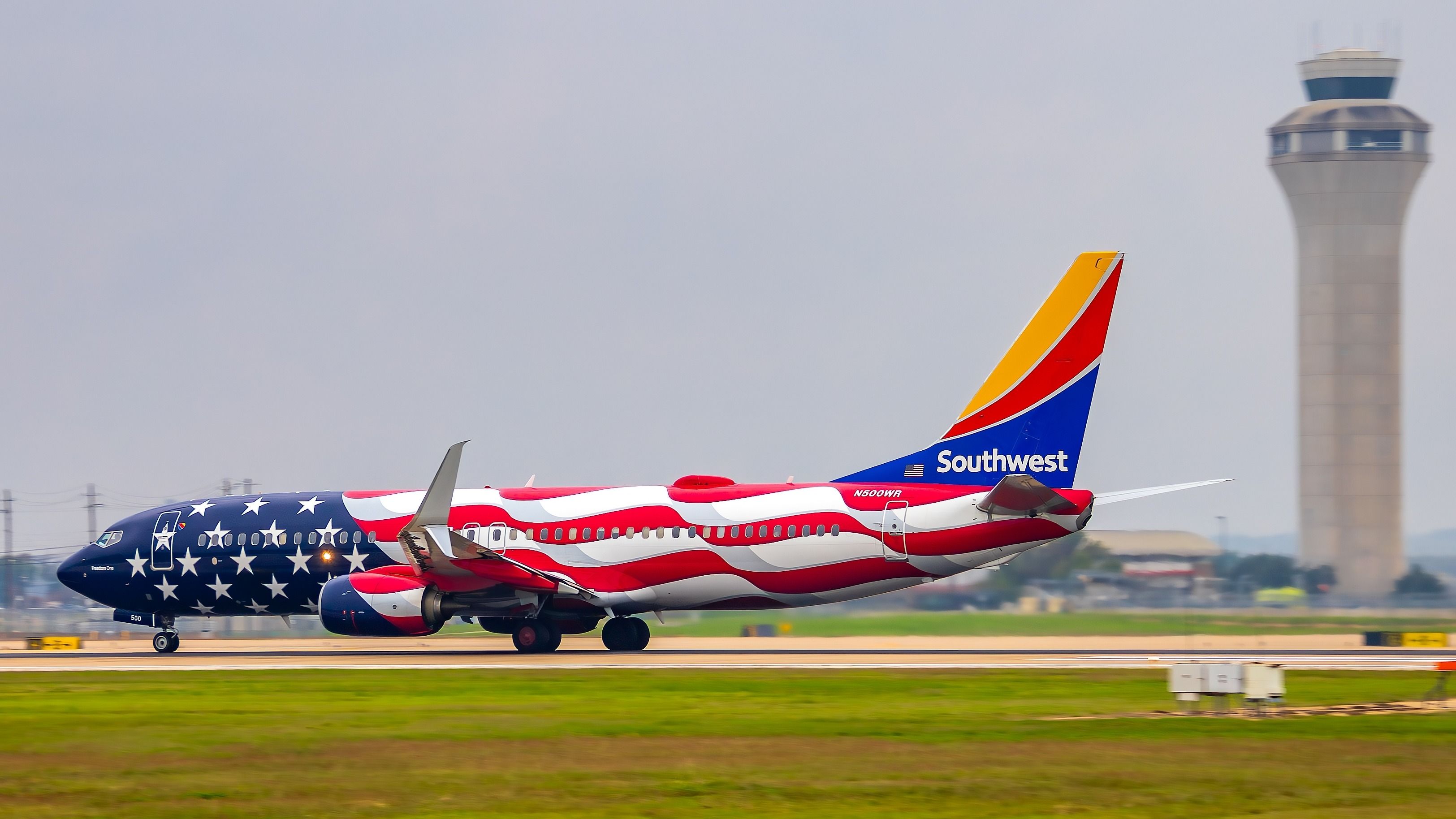 2-Hour Wait? Austin–Bergstrom International Airport Shuts Down Security ...