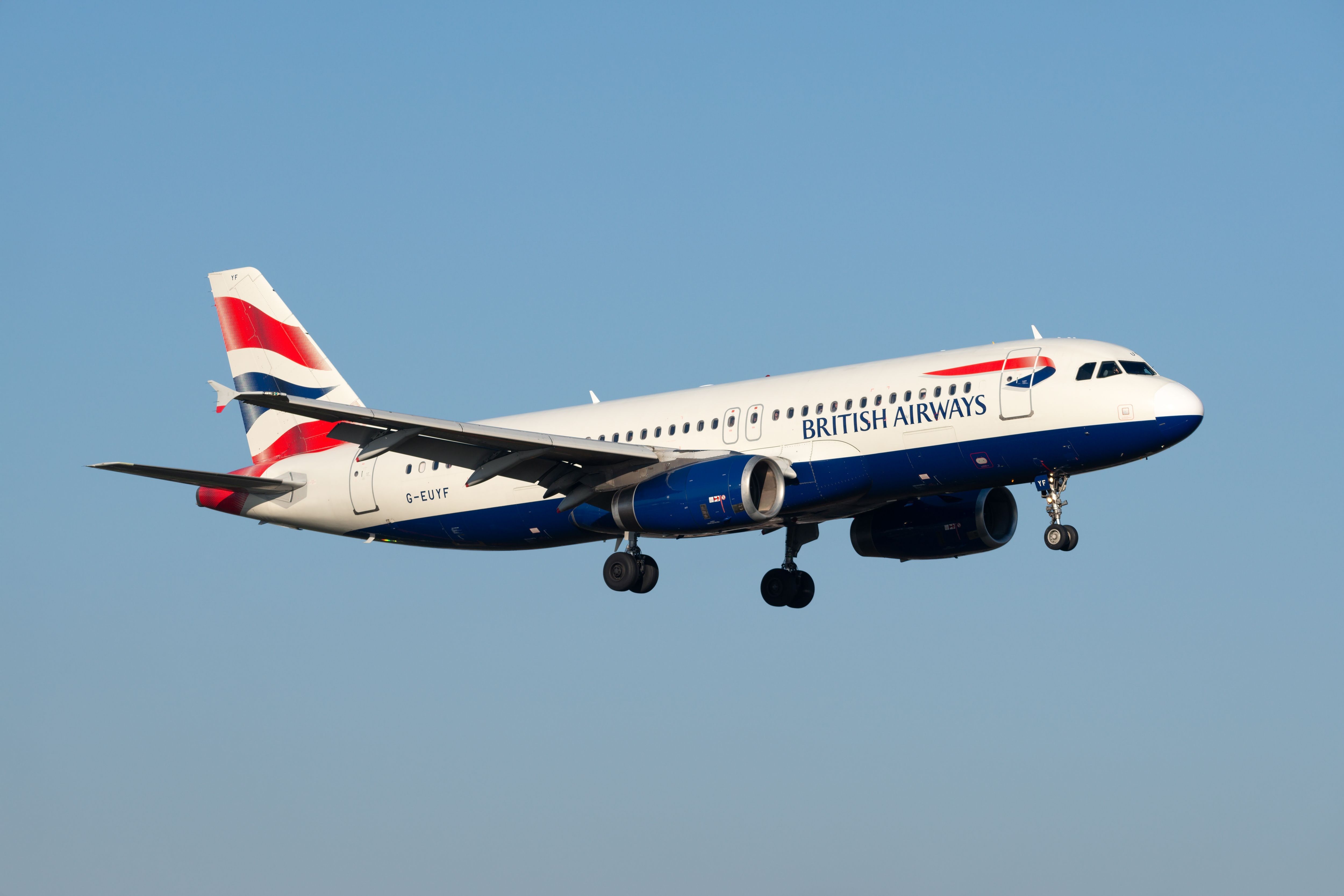 British Airways Airbus A320 Landing In Sunny Conditions