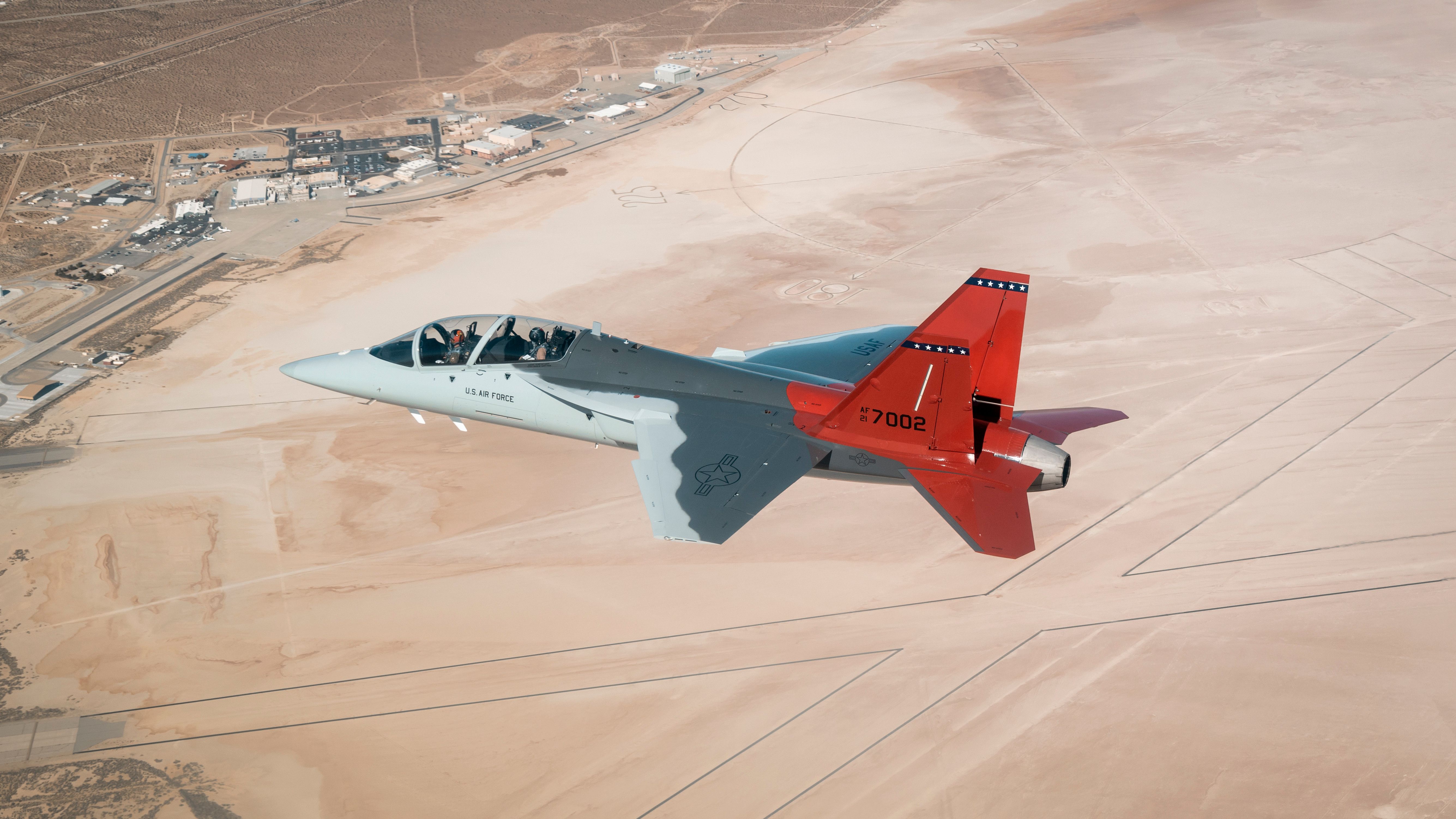 What Is The Difference Between The USAF's New T-7 Red Hawk Trainer ...