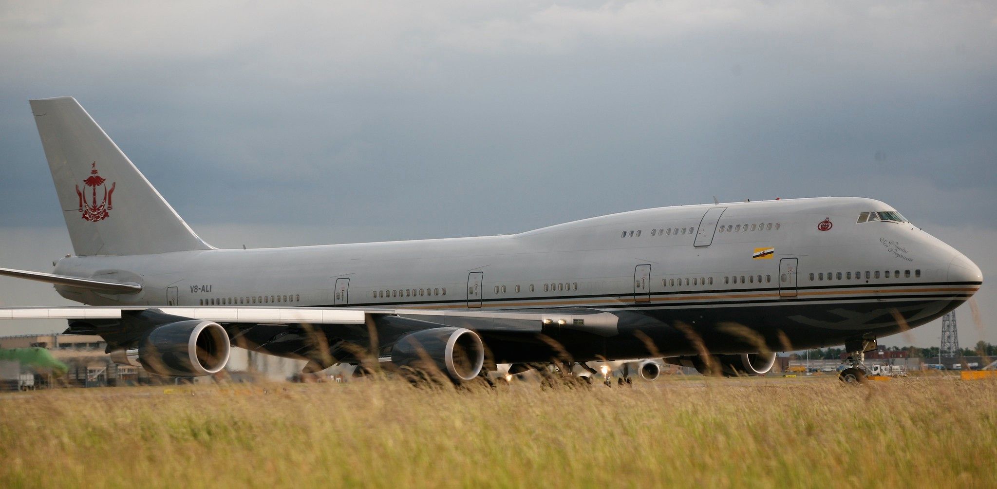 Sultan Hassanal Bolkiah's Boeing 747-8VIP
