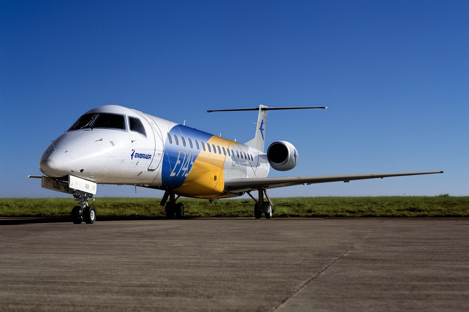 Embraer ERJ-145 Parked In The Sun