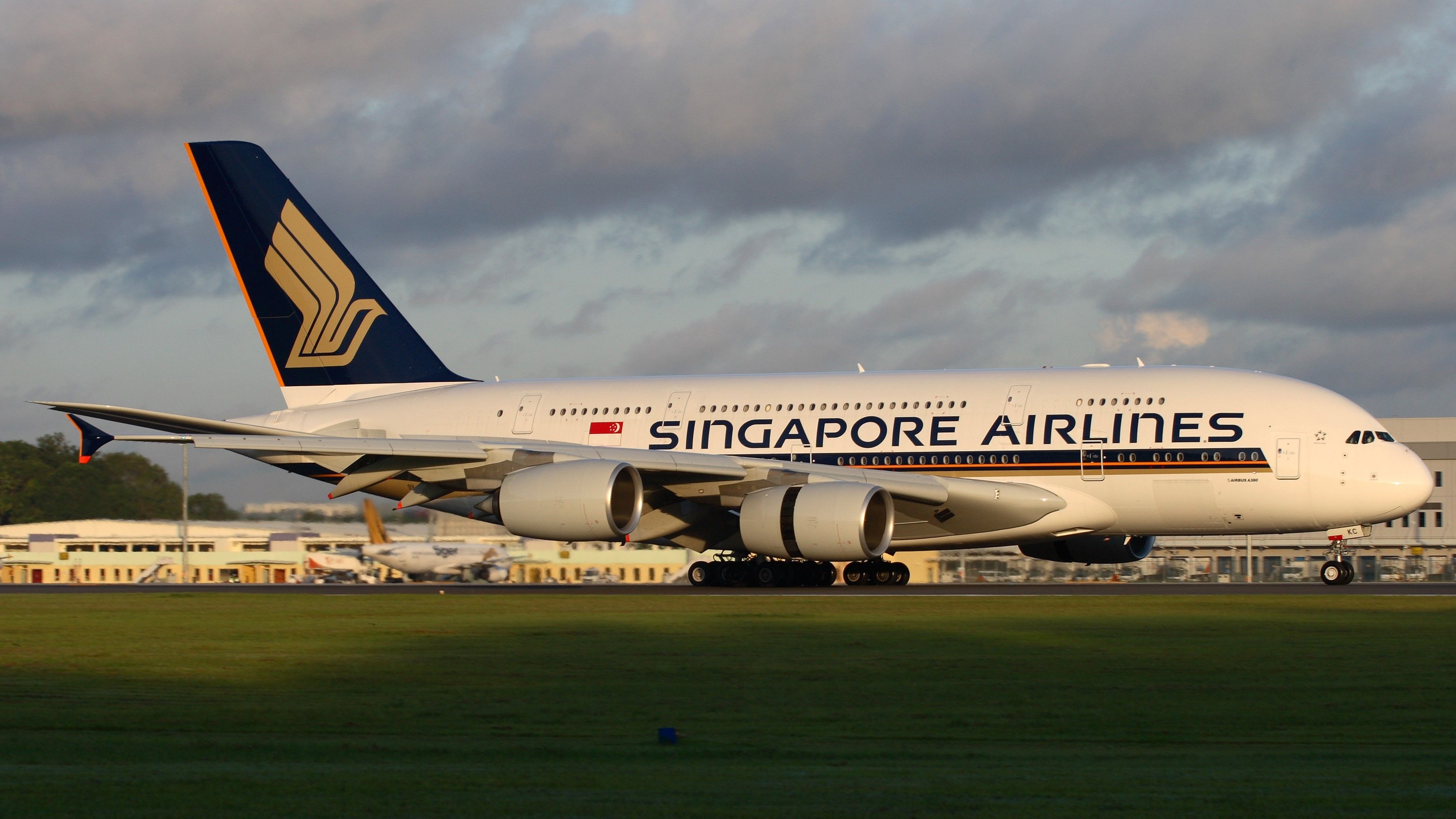 Singapore Airlines Airbus A380 Taxiing