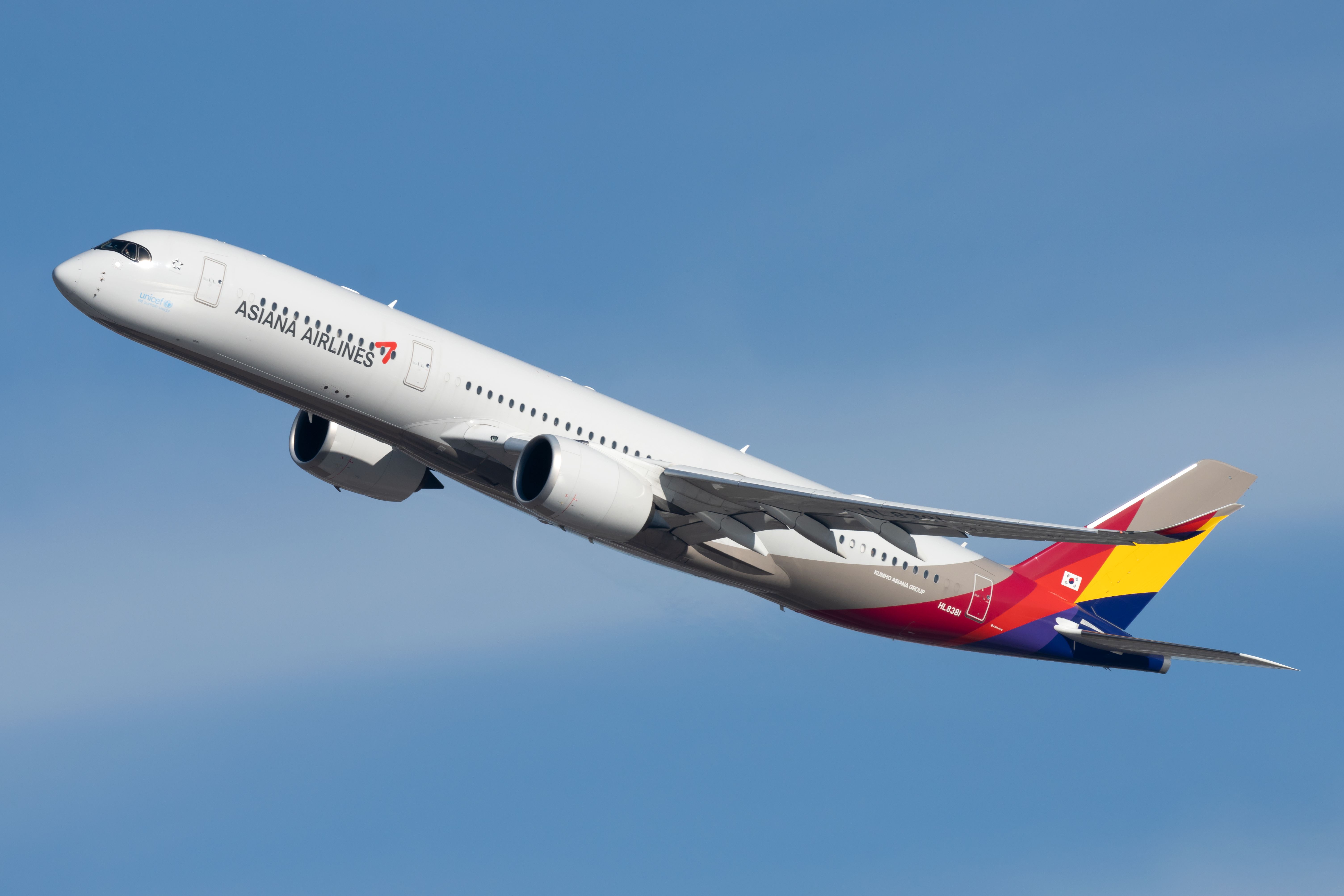 Asiana Airlines Airbus A350-900 flying and banking 