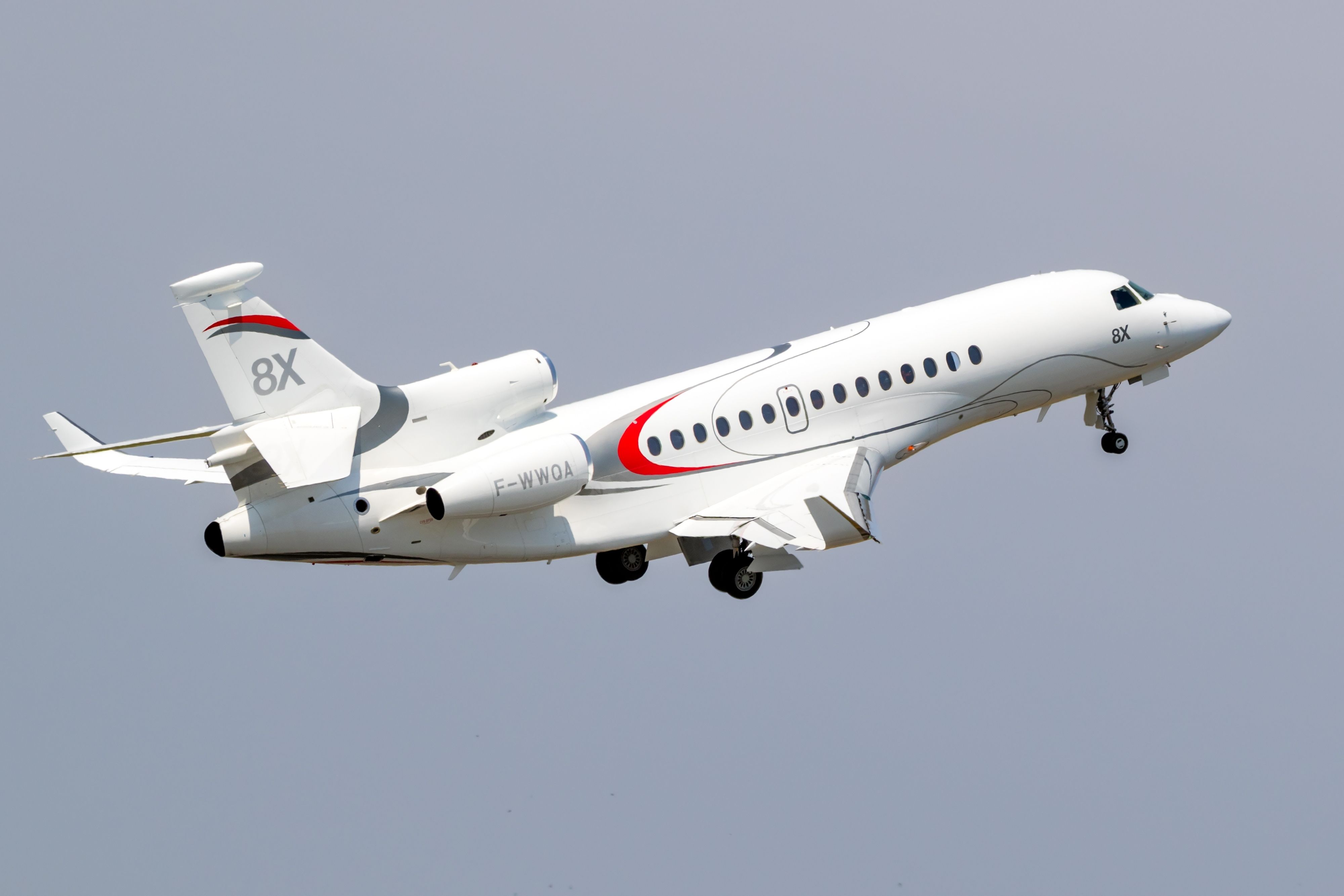 A Dassault Falcon 8X Flying in the sky.