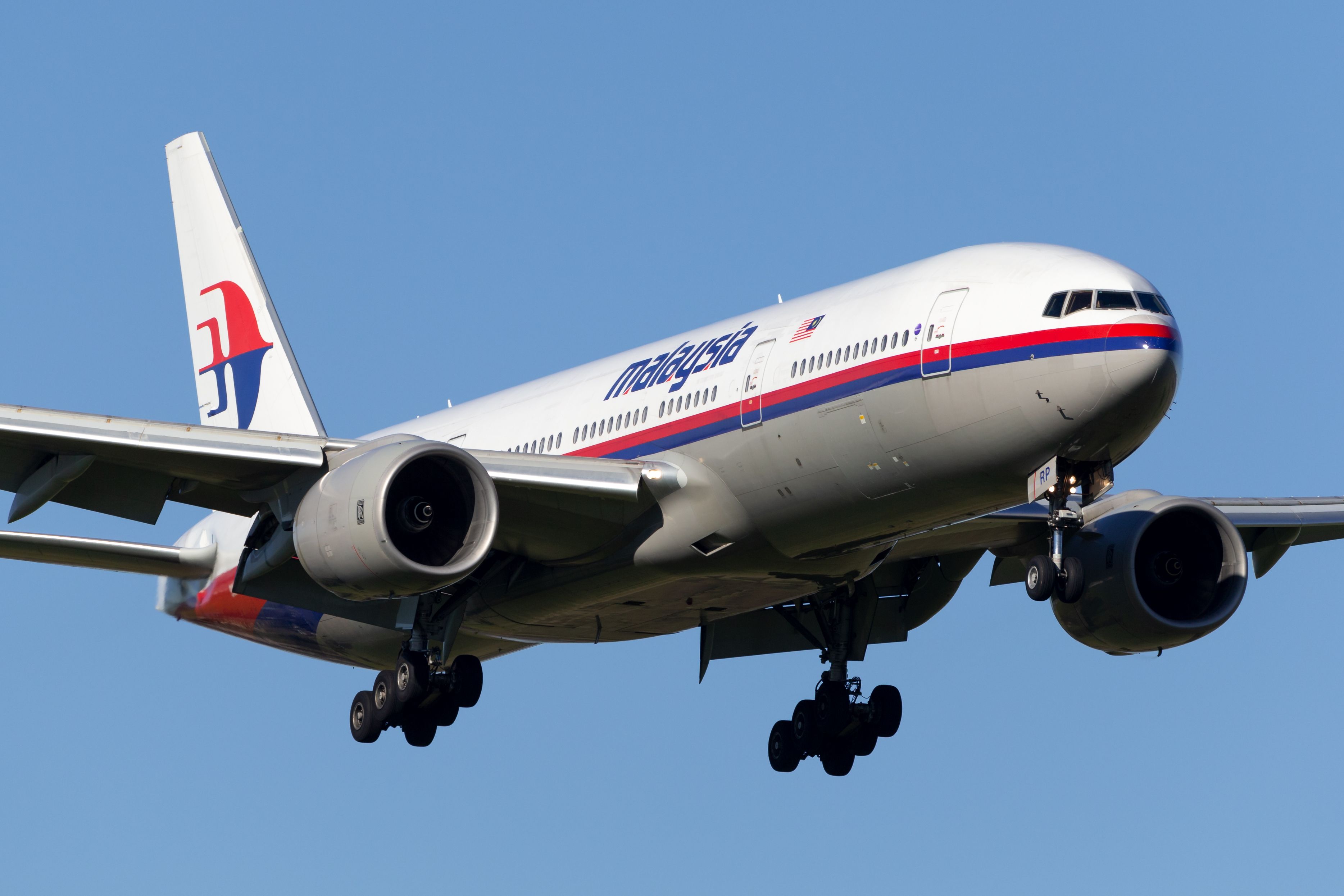 马来西亚航空波音 777 降落在墨尔本机场 MEL Shutterstock_1853137807