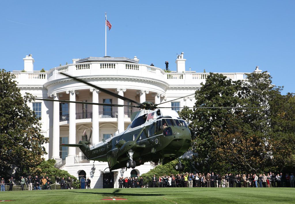 Executive One: When US President Richard Nixon Traveled On A Regularly ...