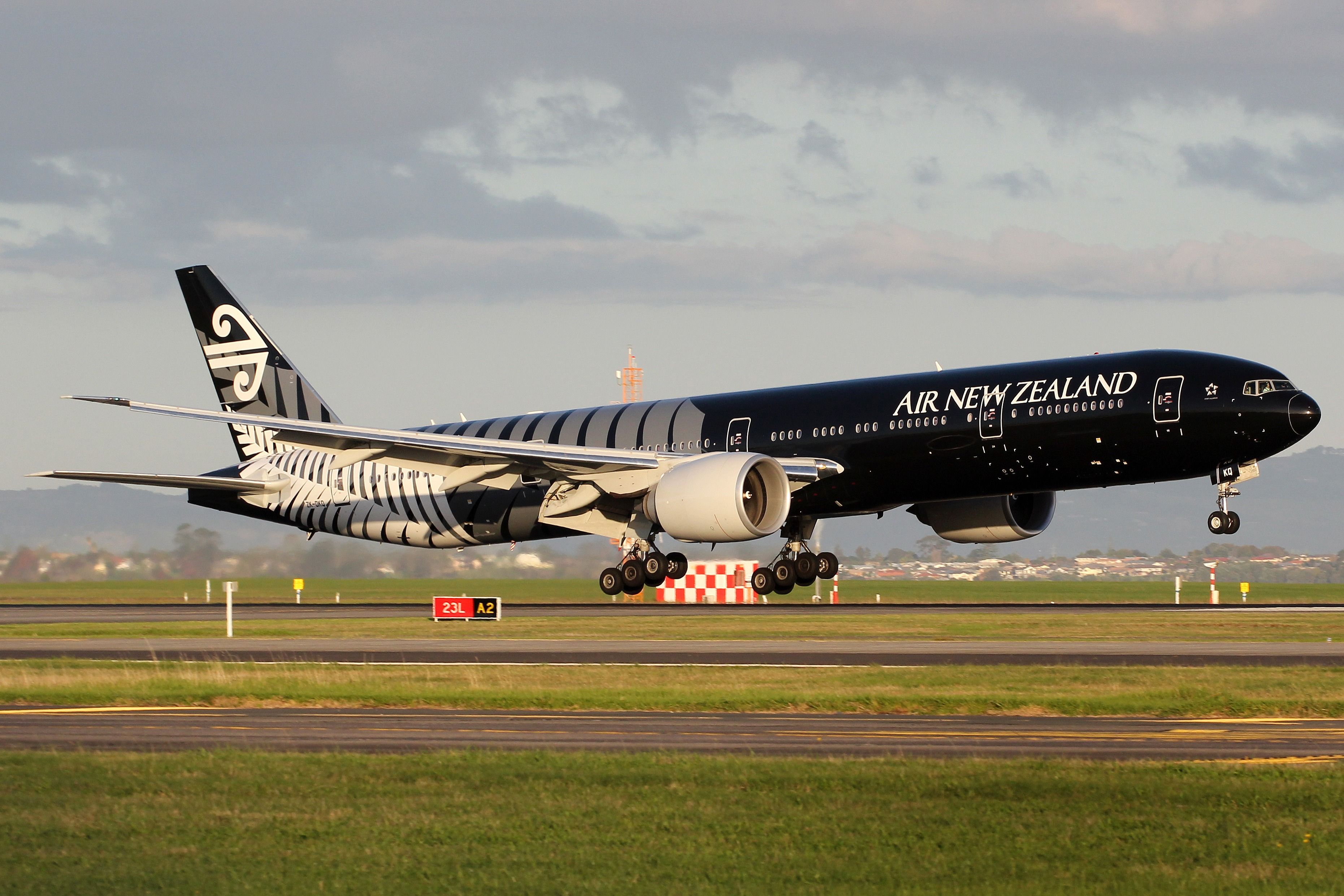 An Air New Zealand Boeing 777-300ER landing at Auckland Airport.