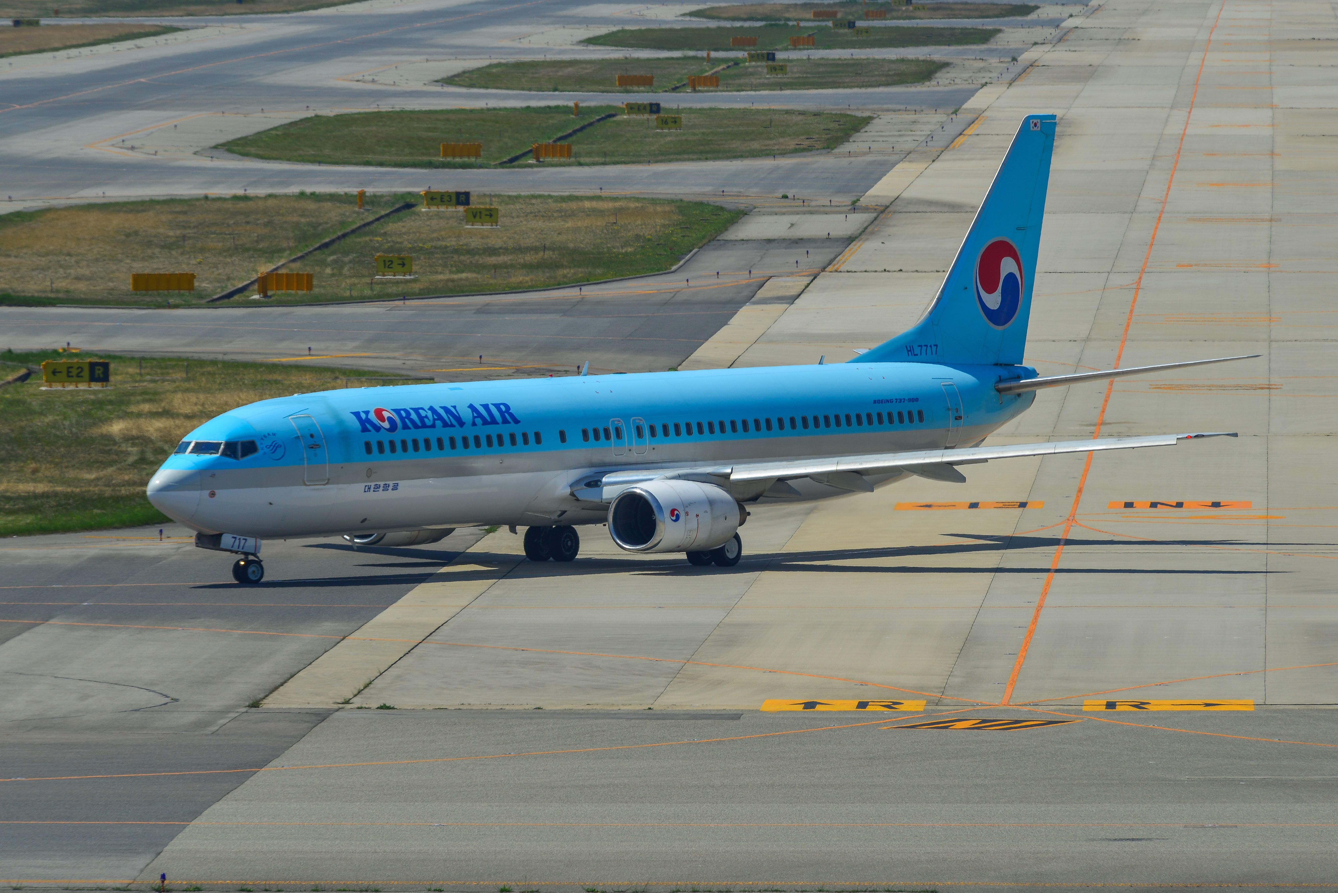 A Korean Air Boeing 737-900 On the apron In Osaka.