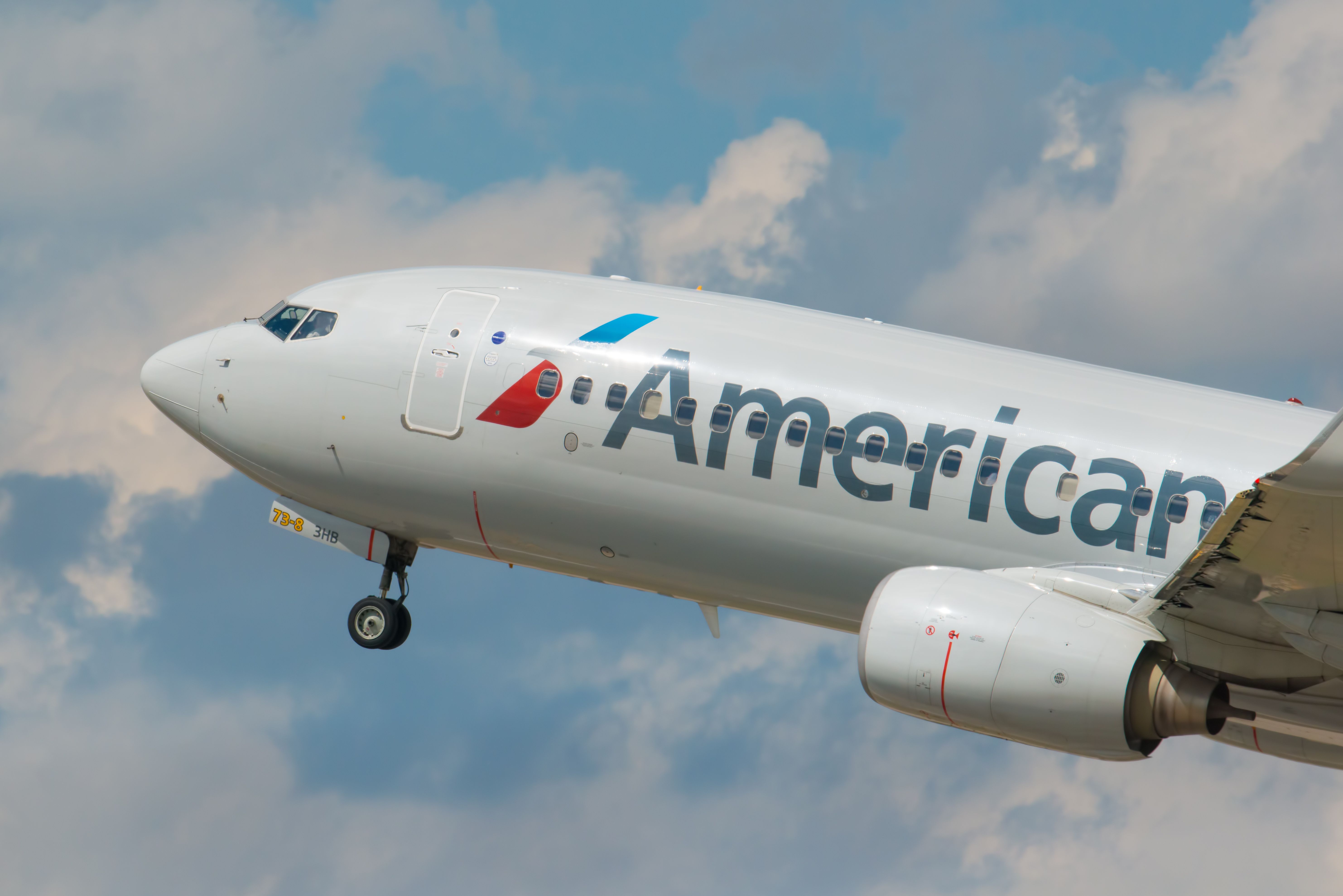 An American Airlines Boeing 737 taking off