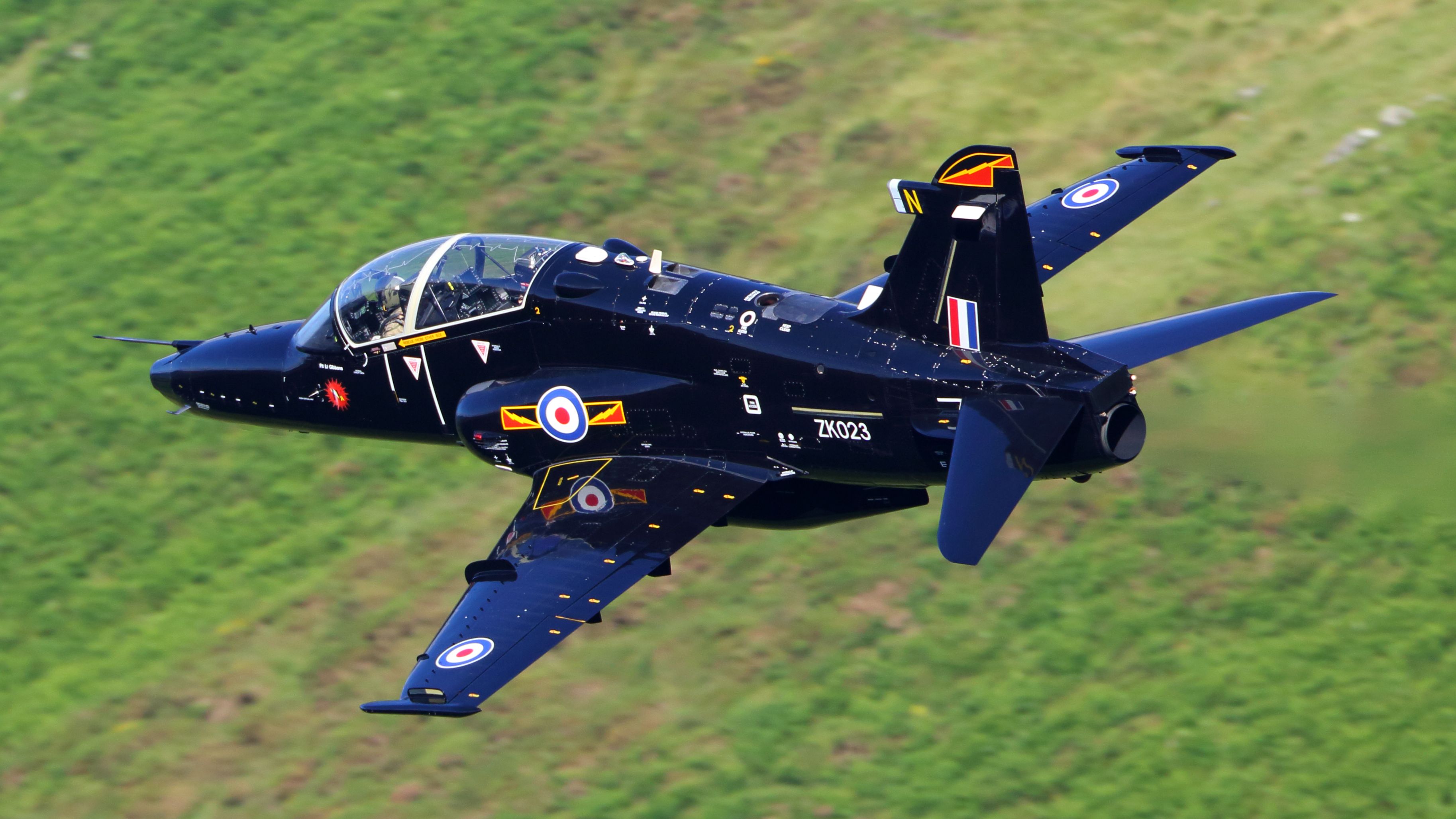 Official: MoD Will Retire Hawk T2 Jet In 2040